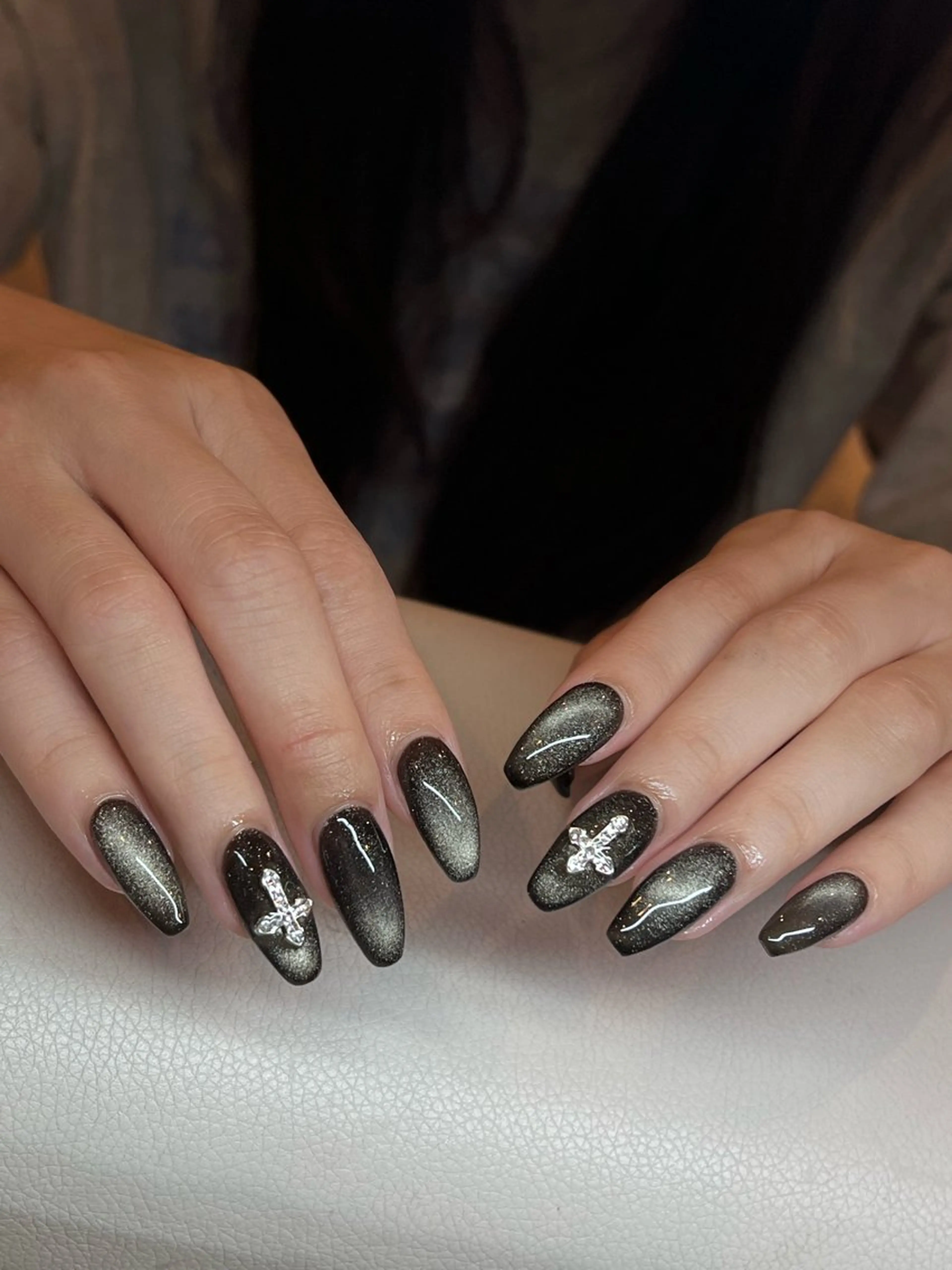 ネイル ボルドー ブラウン チークネイル ドット フットネイル ハンドネイル RUBY Nail 日暮里店のネイルデザイン