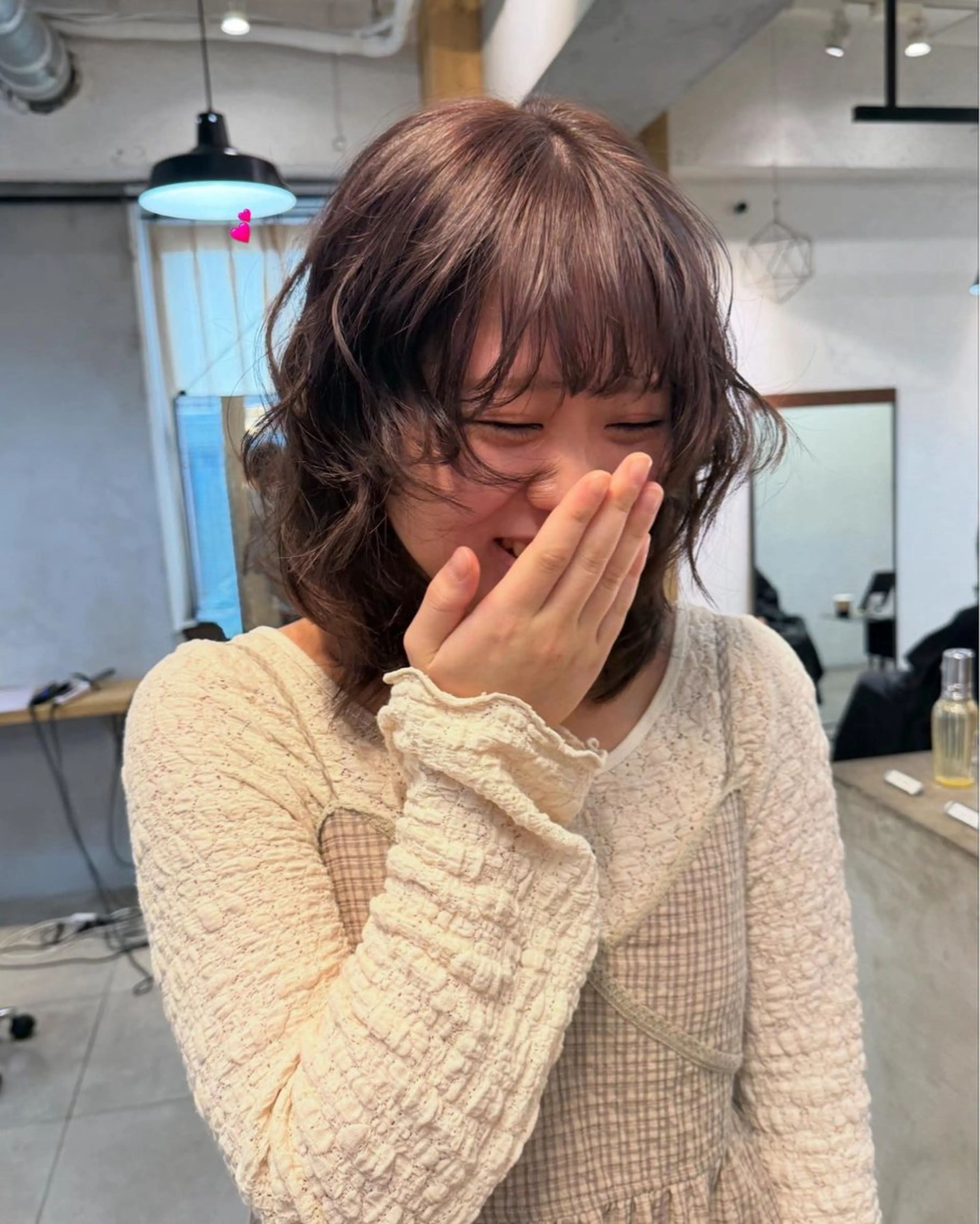 ミディアム カラー ミルクティー× グレージュMOMOのヘアスタイル