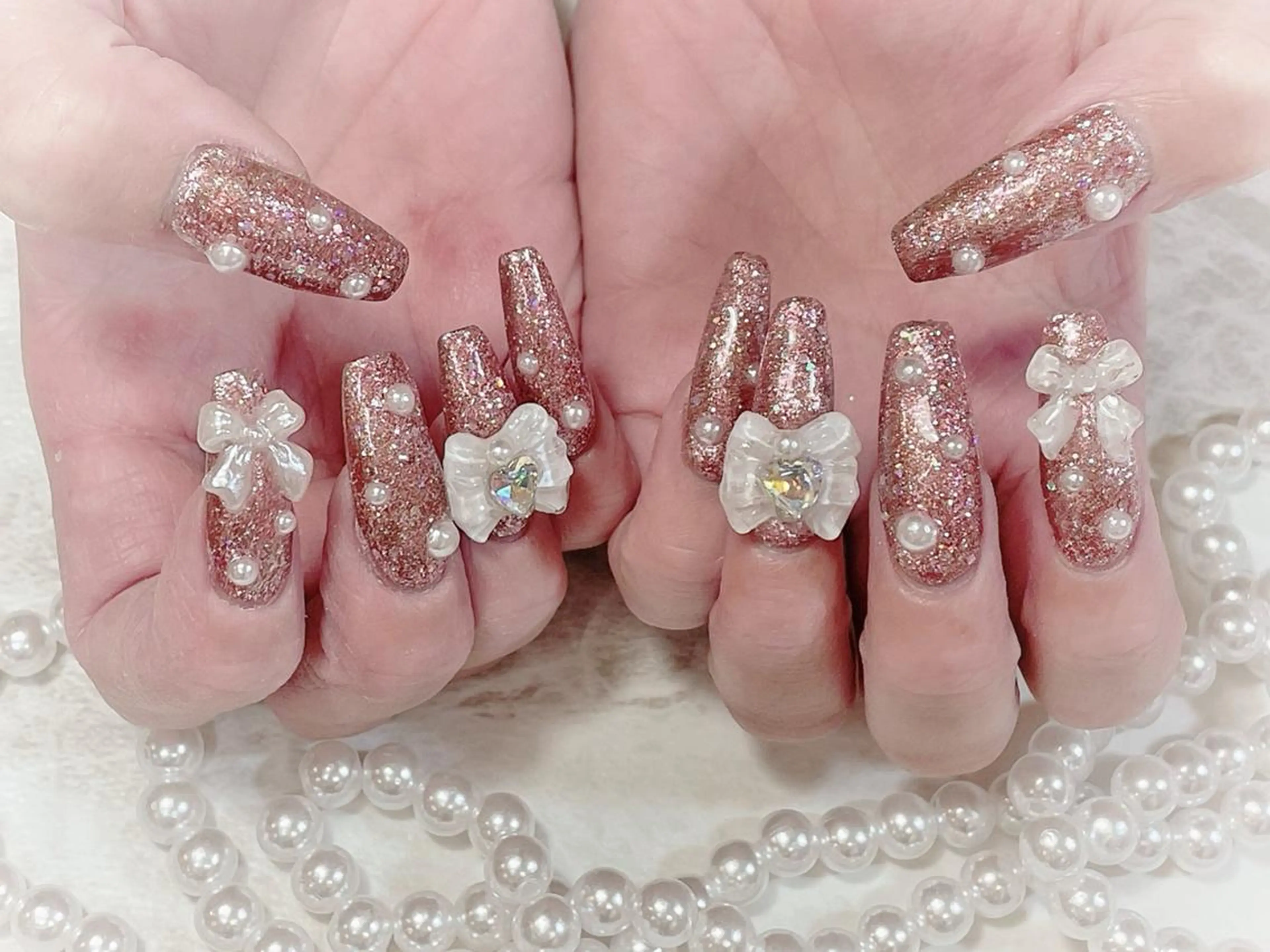 ネイル ラメ(グリッター) ラメグラデーション ワンカラーネイル ワンホンネイル ハンドネイル Cat's eye TOKYO 新宿店のネイルデザイン