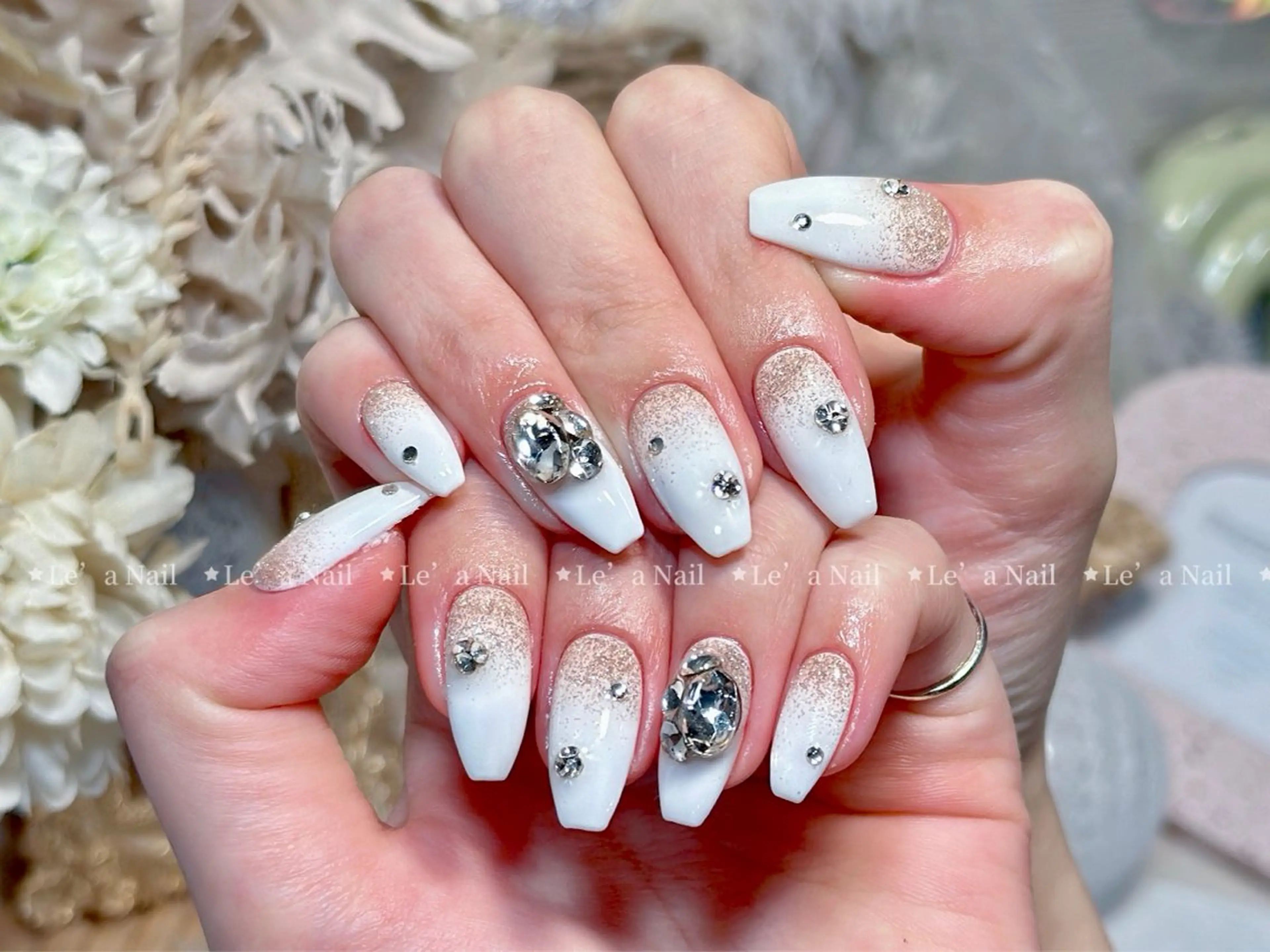 ネイル チークネイル フラッシュネイル フットネイル フレンチネイル ジェルネイル Luxe Nail Salonのネイルデザイン