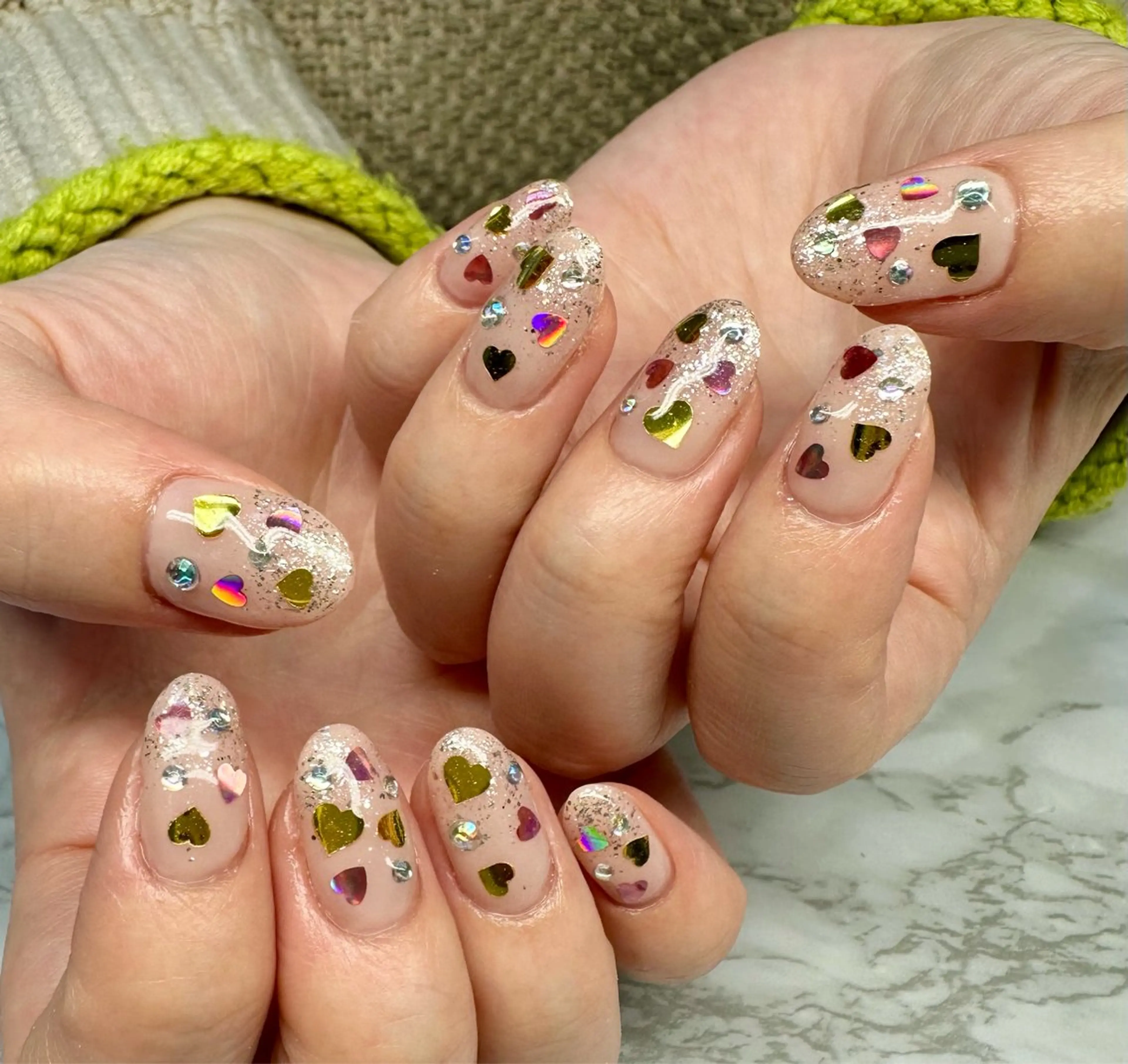 ネイル アートネイル ハート キラキラネイル ワンカラーネイル 冬ネイル M.N_ nailのネイルデザイン