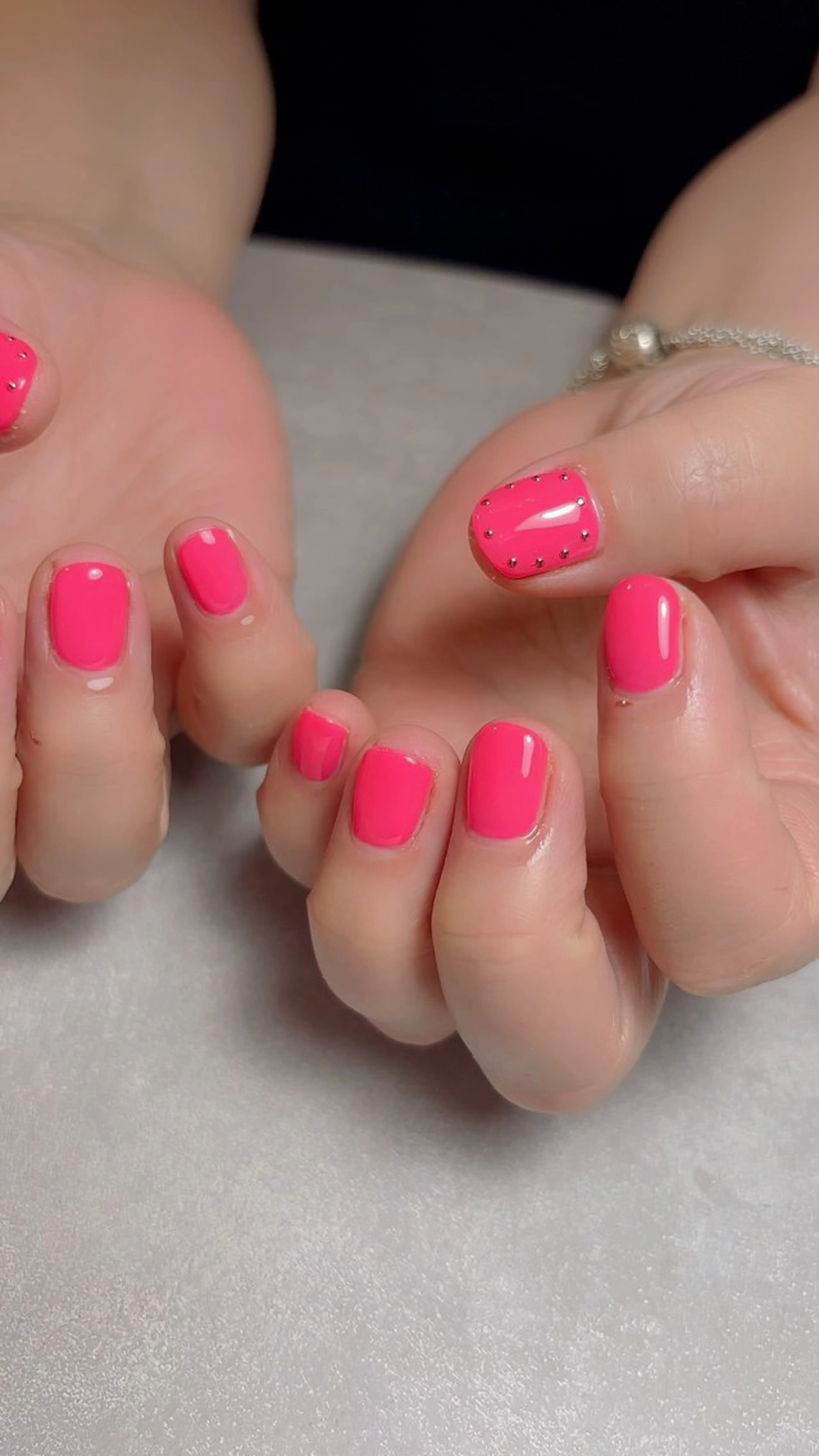 ネイル ハンドネイル ella nail AIのネイルデザイン