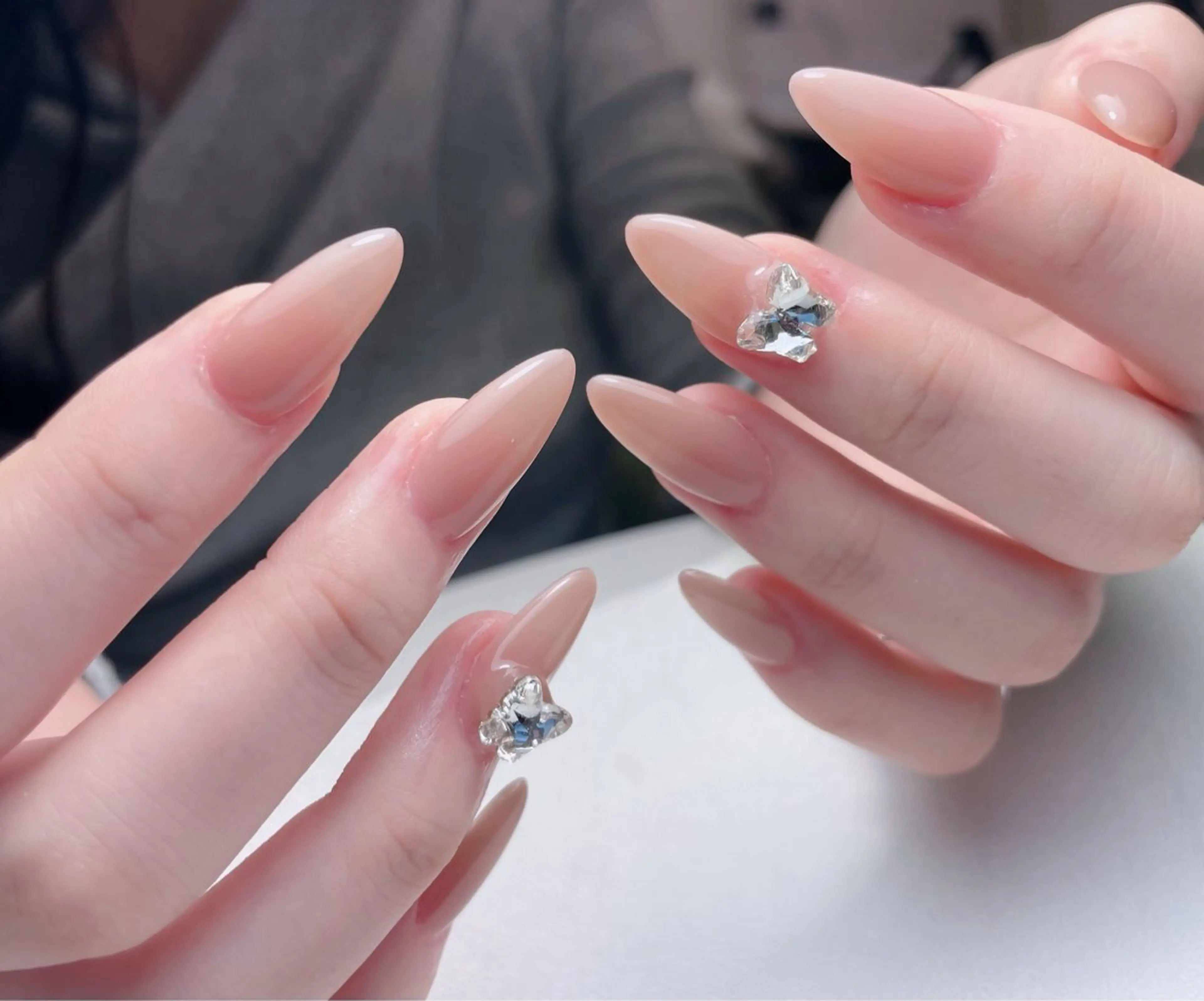 ネイル オーロラネイル 長さ出し フットネイル フレンチネイル ジェルネイル 中野駅から2分 MEO NAILのネイルデザイン