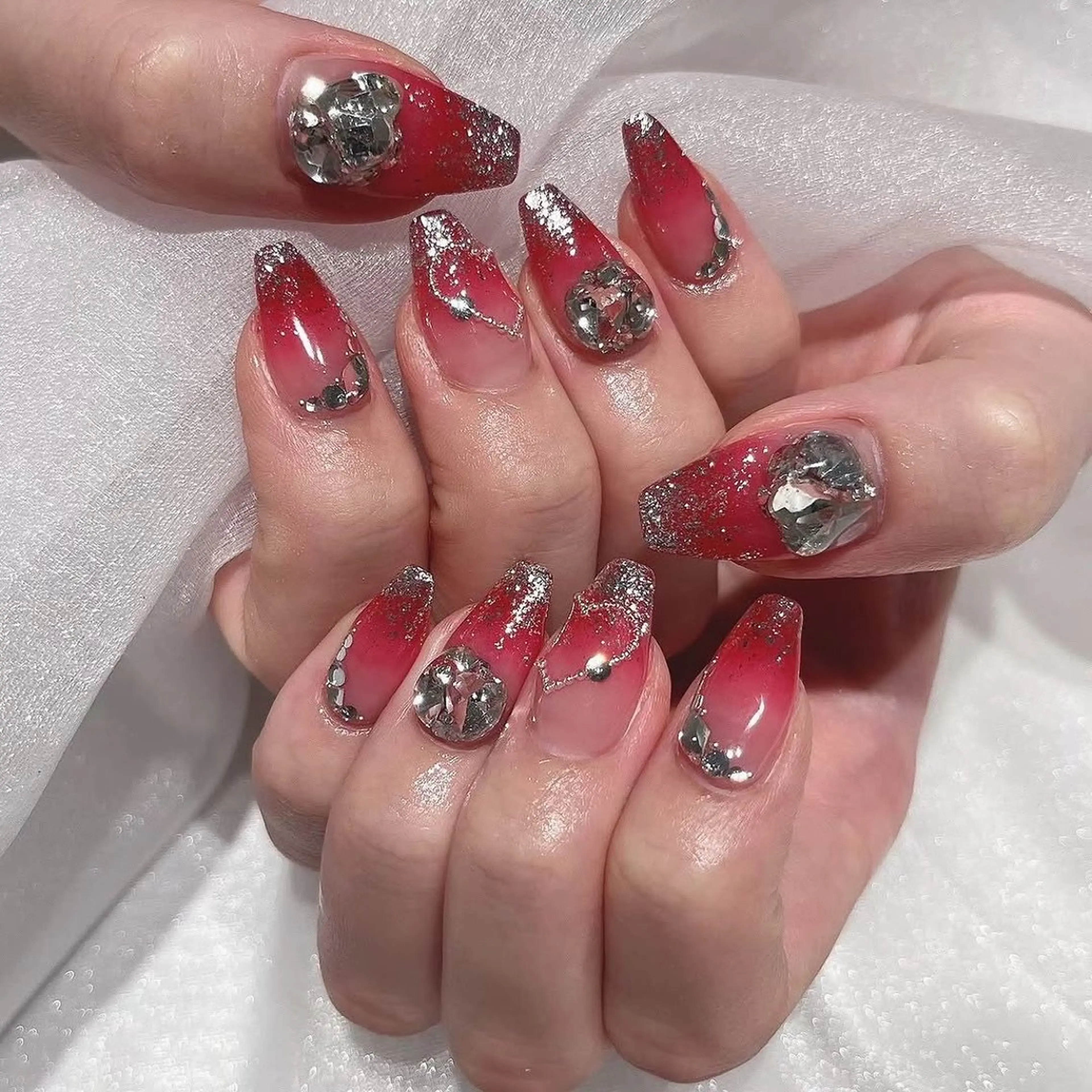 ネイル アートネイル 長さ出し ジェルネイル グラデーション キラキラネイル ハンドネイル KIM キムのネイルデザイン