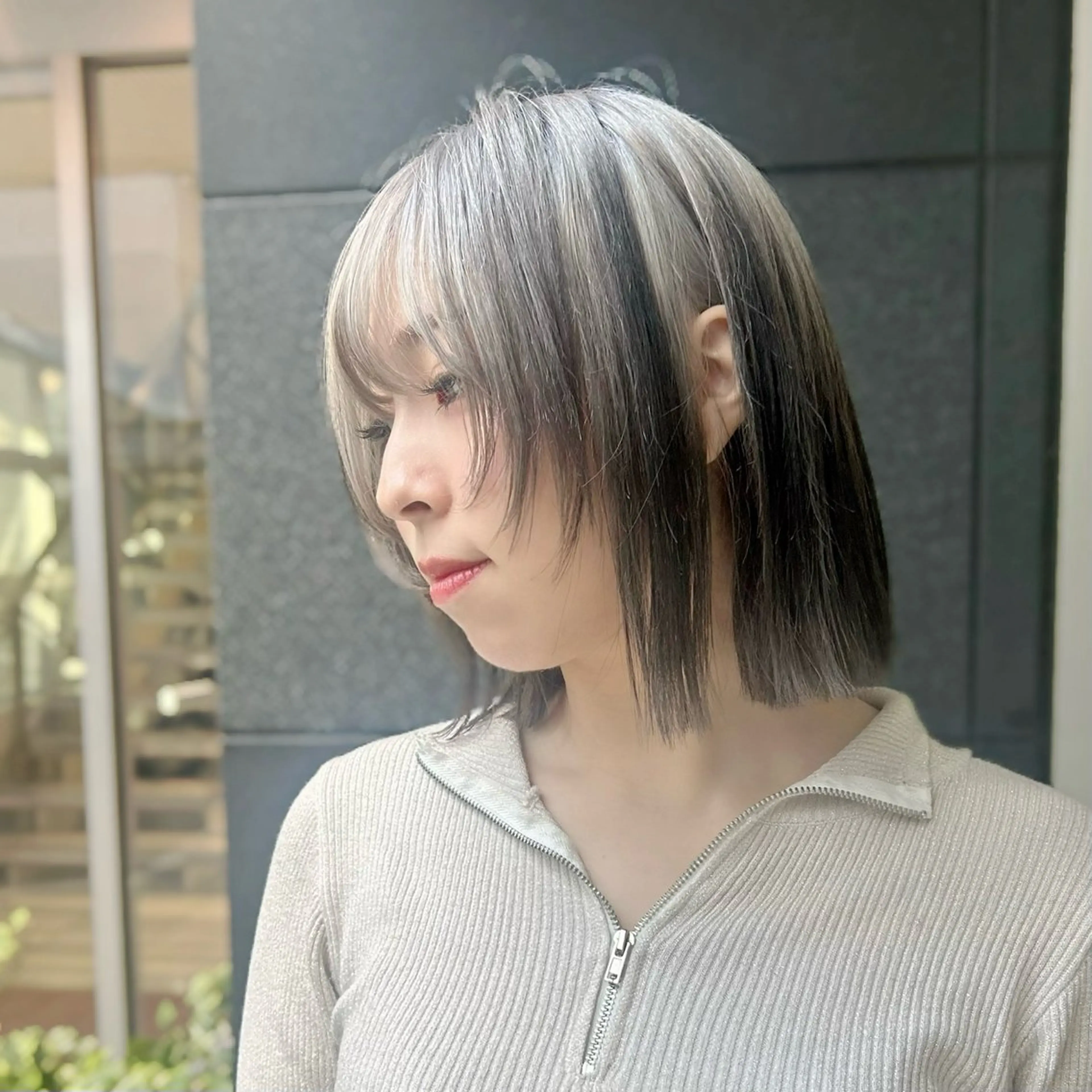 ⚡️個性派デザインカラー⚡️(整えカット✂️➕ケアトリートメント付き)の写真