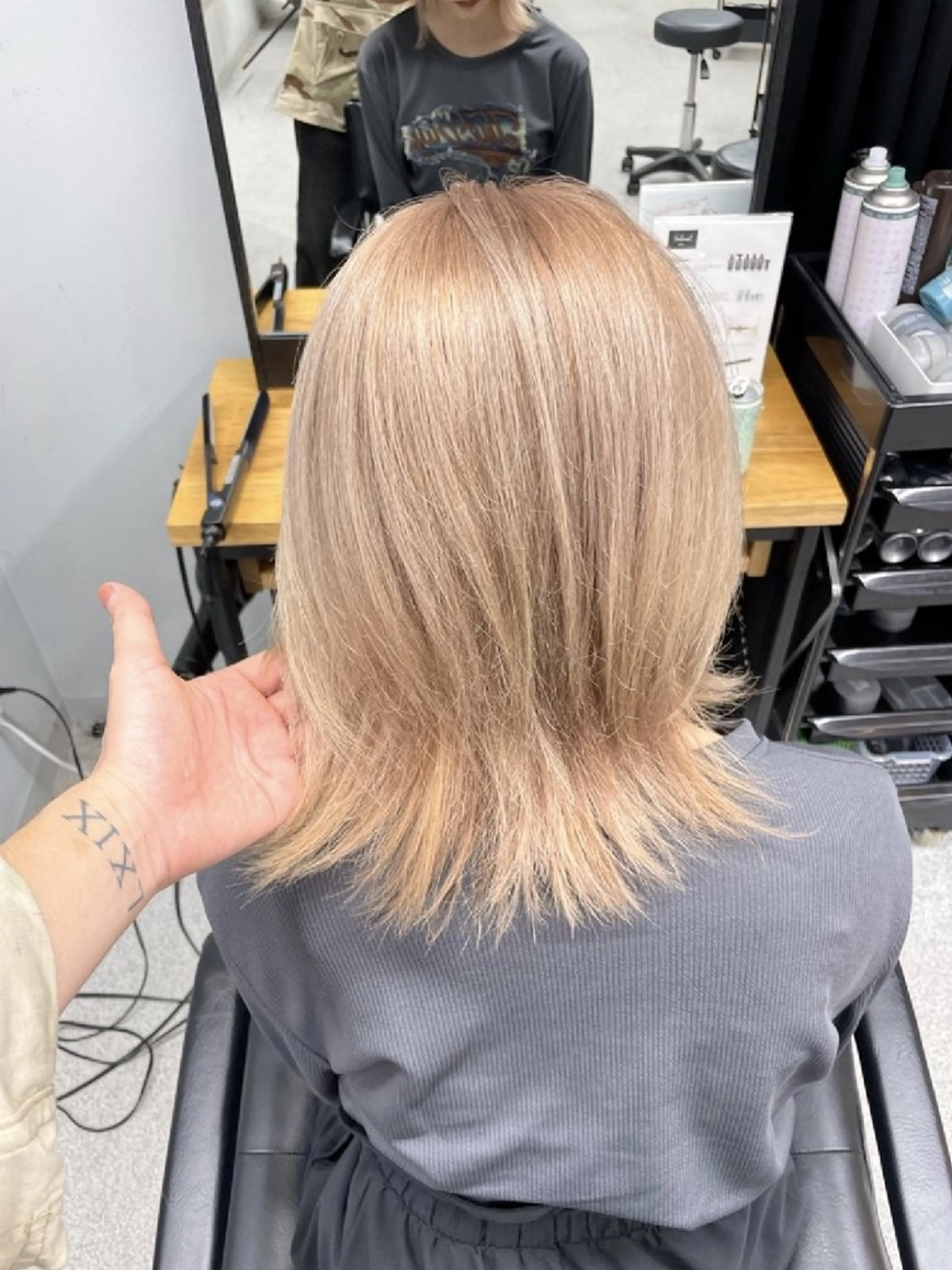 ショート ブリーチ/エクステ /レイヤー/谷口のヘアスタイル