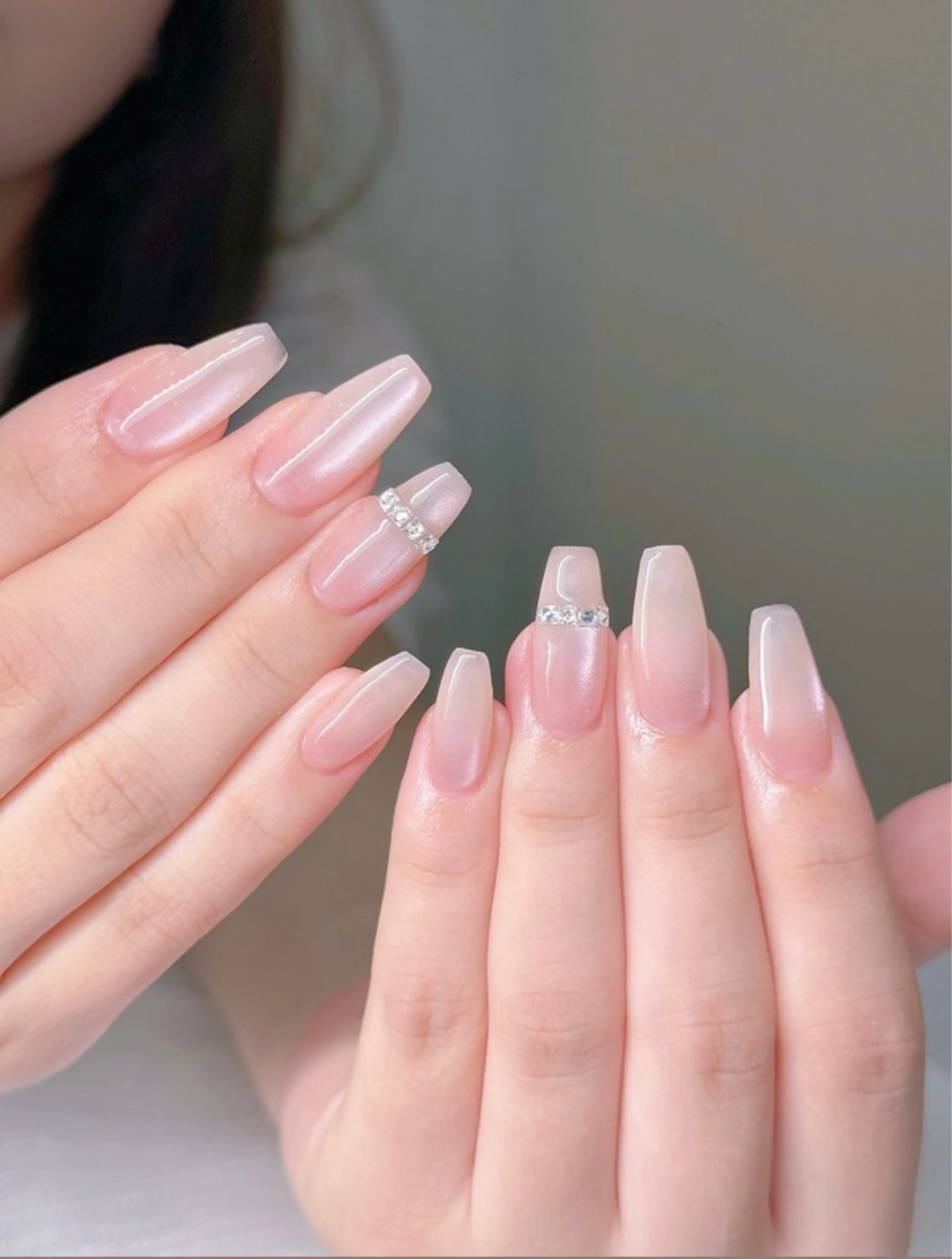 ネイル オーロラネイル ブルー チークネイル 長さ出し フットネイル ハンドネイル AMI 新大久保のネイルデザイン