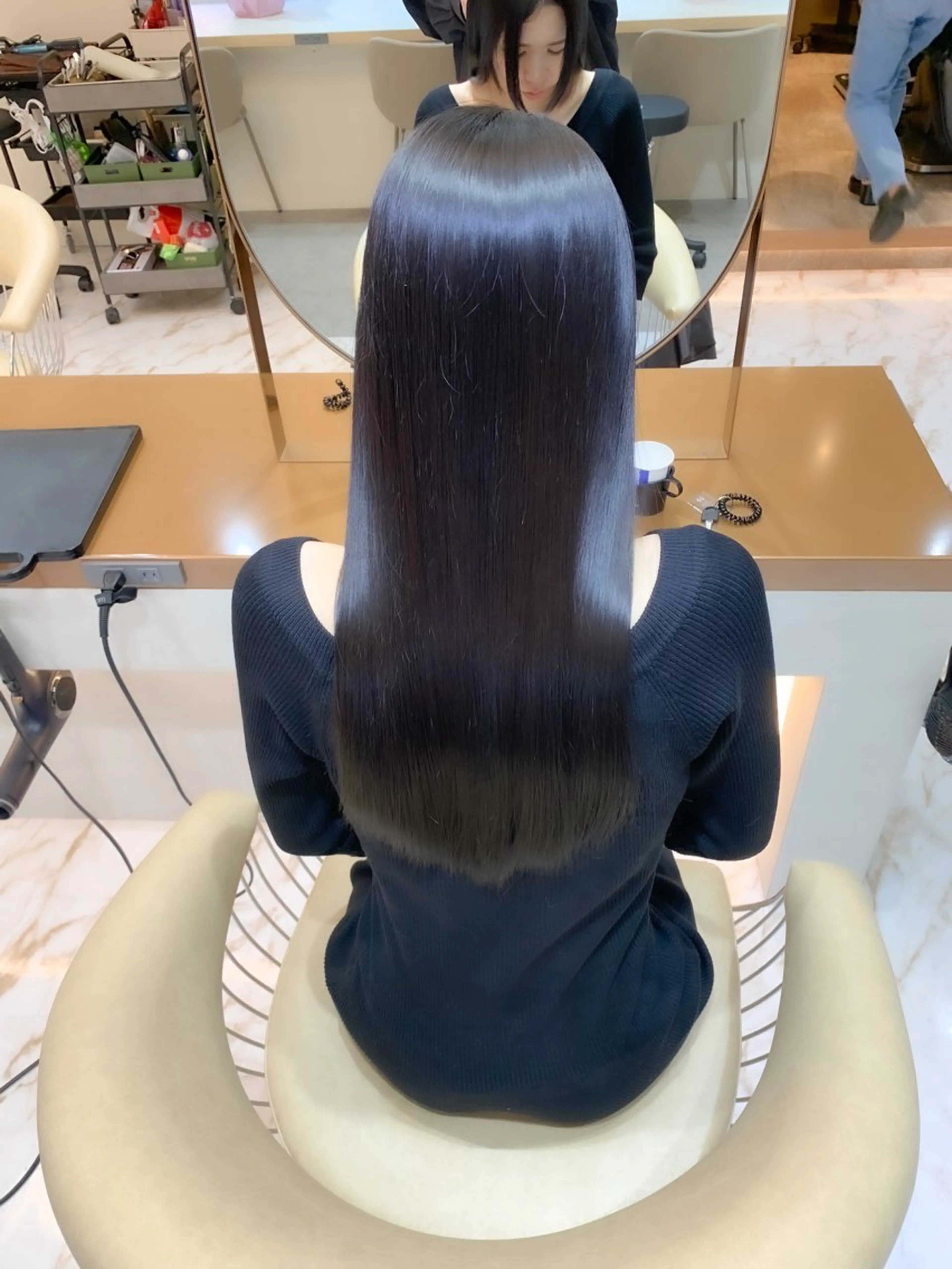 セミロング カラー パーマ くせ毛 伸ばしかけ 髪質改善 縮毛矯正 トリートメント ✨美髪矯正×髪質改善 🍎カイト🍎渋谷のヘアスタイル