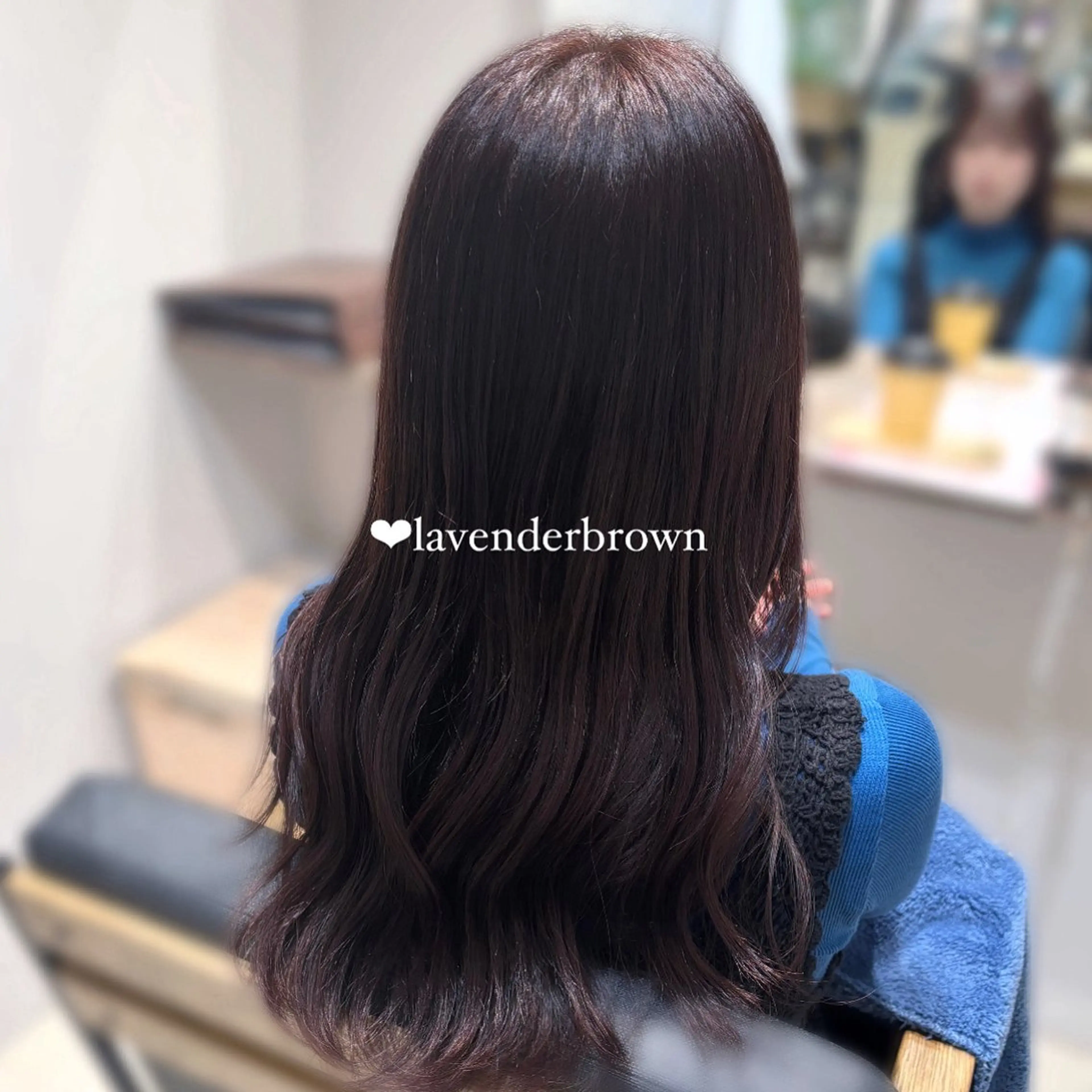 ロング カラー ブラウンカラー ラベンダーカラー 末吉 帆華 AMELY呉服町店のヘアスタイル