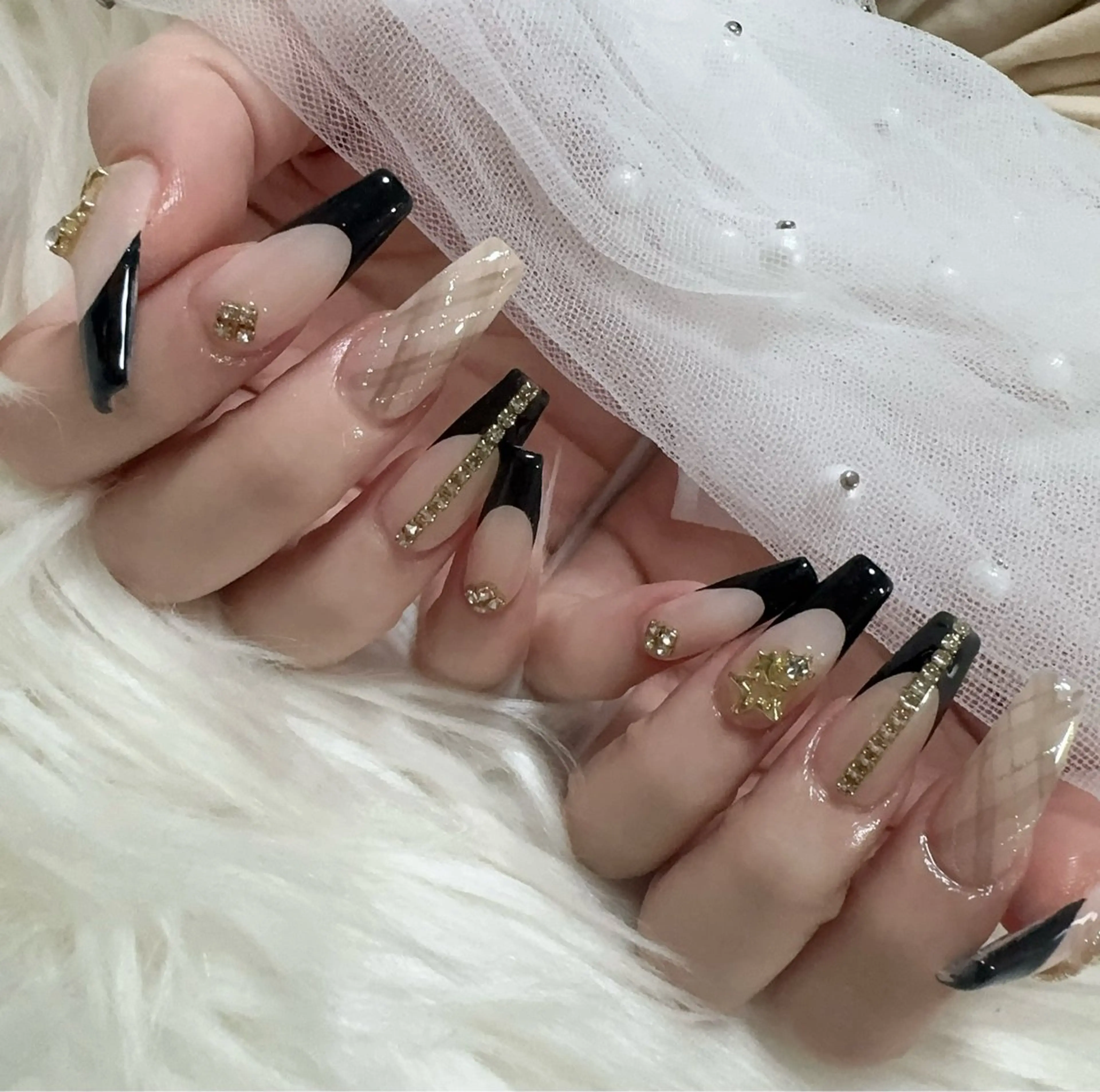 ネイル ハンドネイル ＆ME アンドミーのネイルデザイン