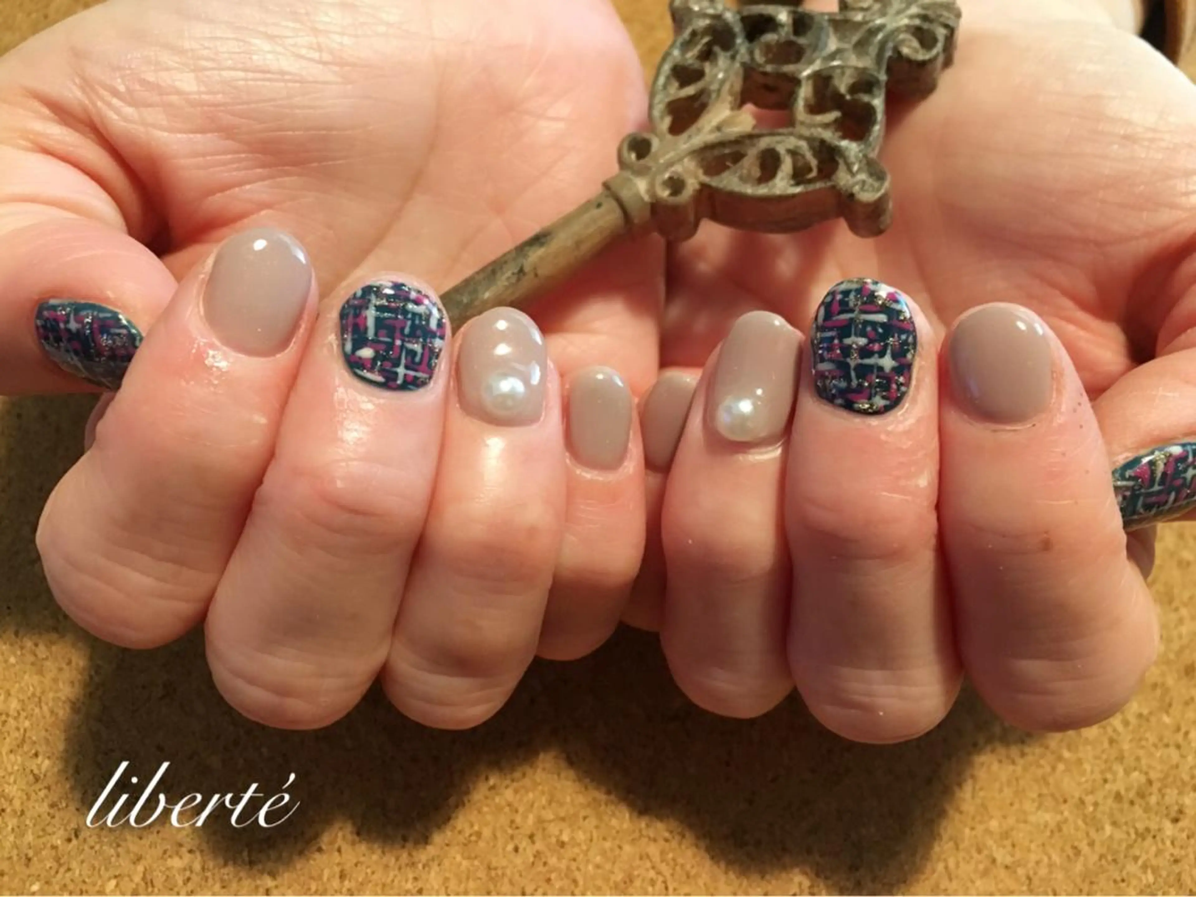 ネイル liberté (リベルテ)のネイルデザイン