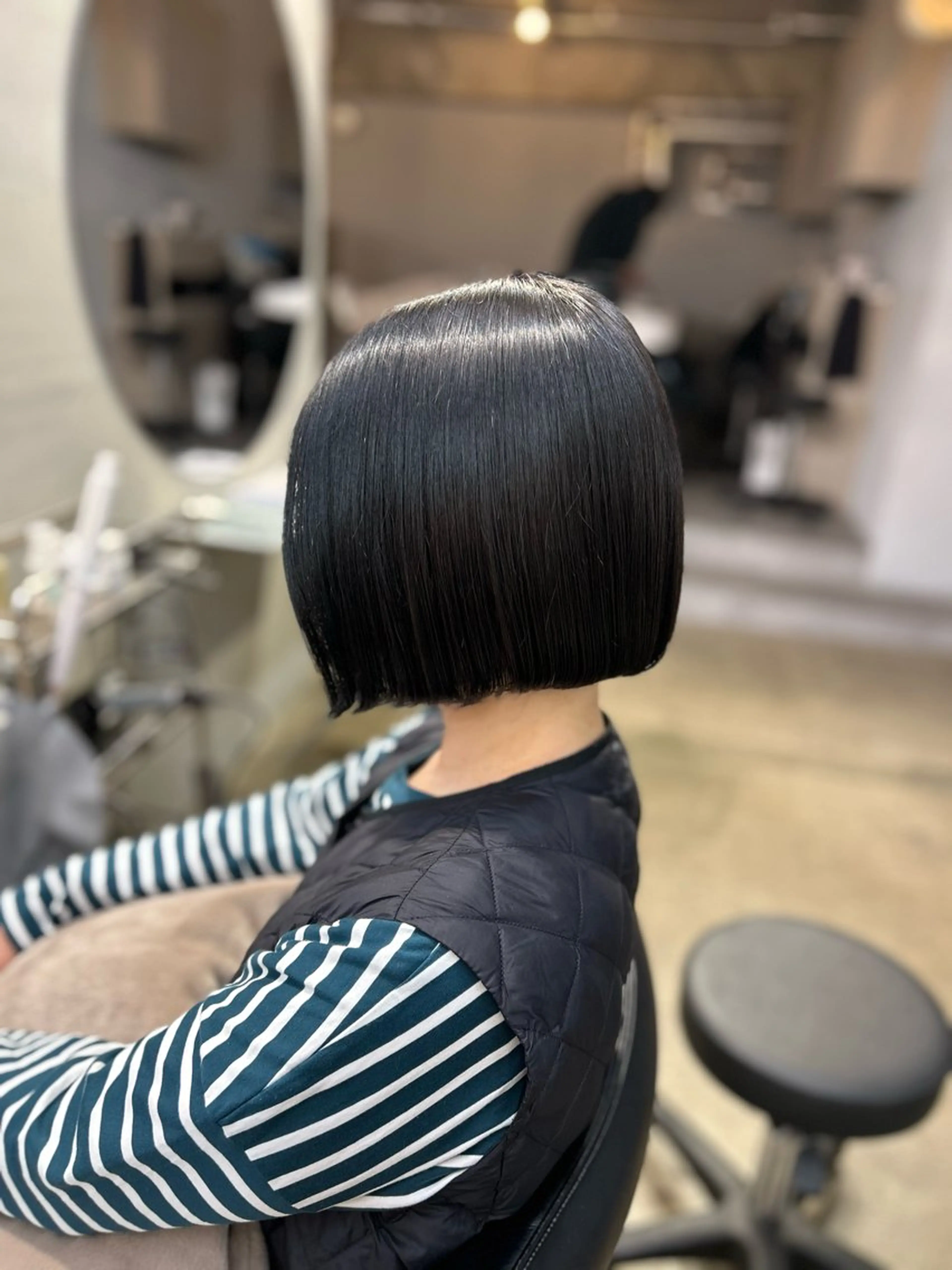 ショート 切りっぱなしボブ ボブ サワムラ ソナタのヘアスタイル