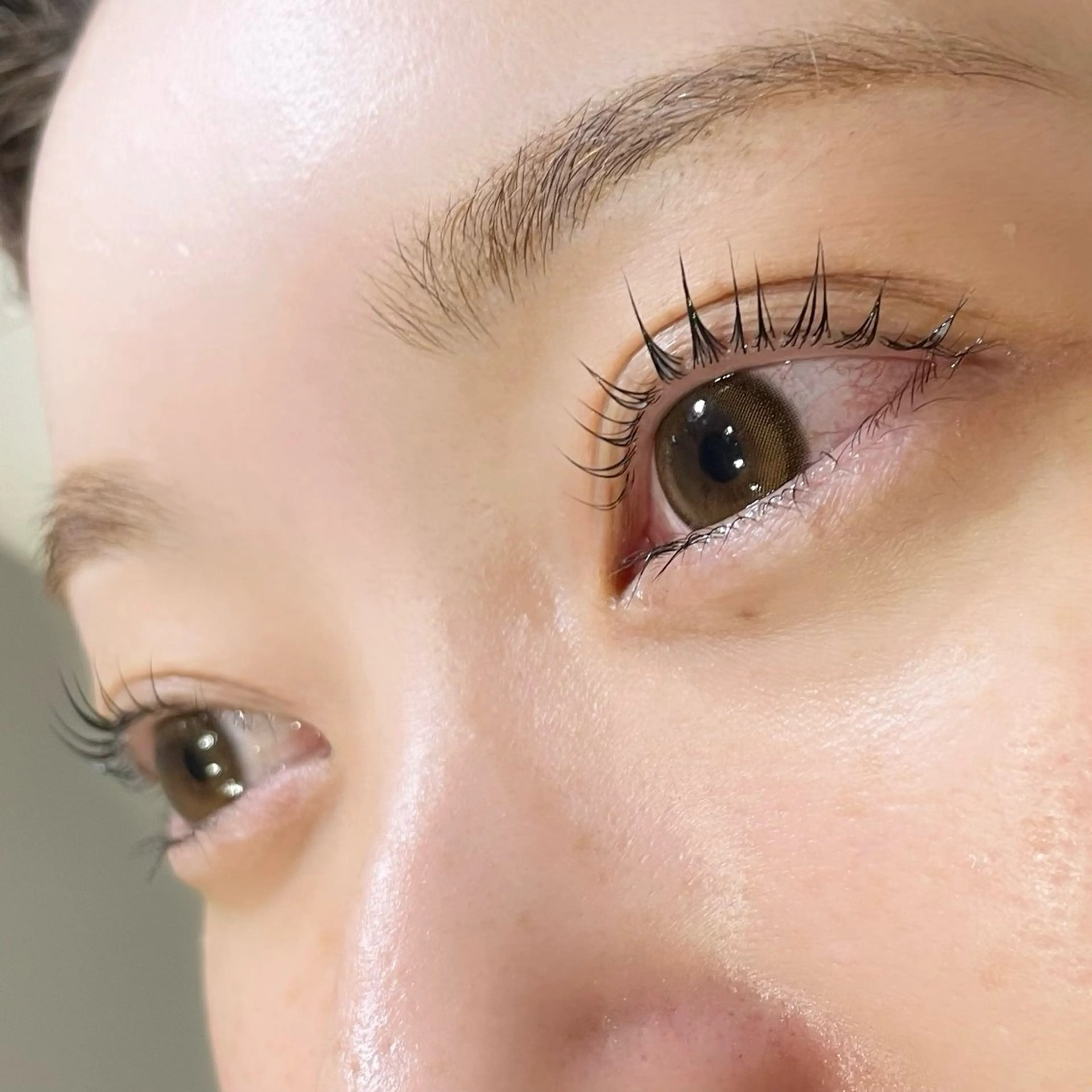 マツエク・マツパ ZAZA Wakaのヘアスタイル