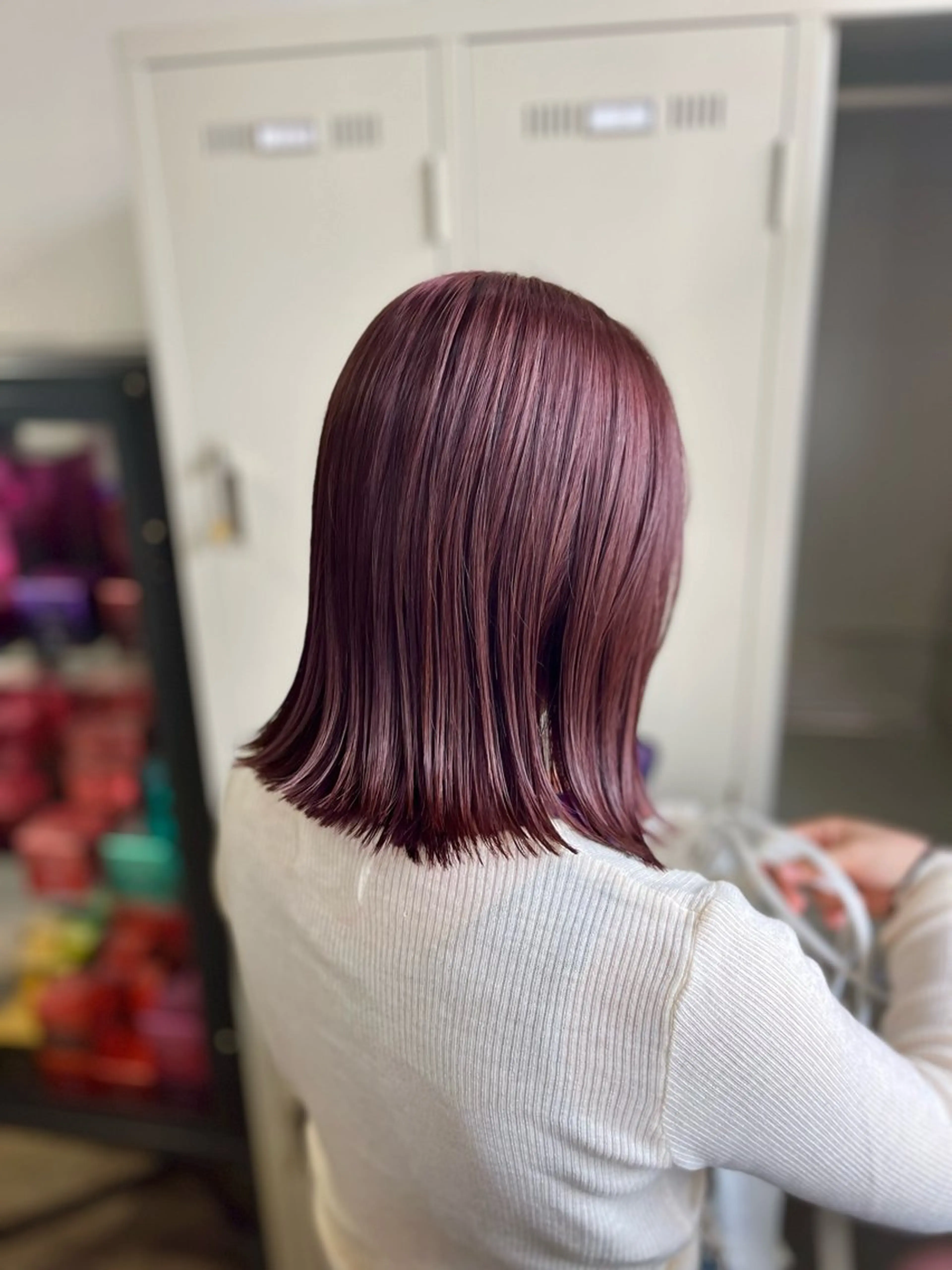 ミディアム カラー 切りっぱなしボブ ボルドーカラー ボブ olino【西田辺】 KAORIのヘアスタイル