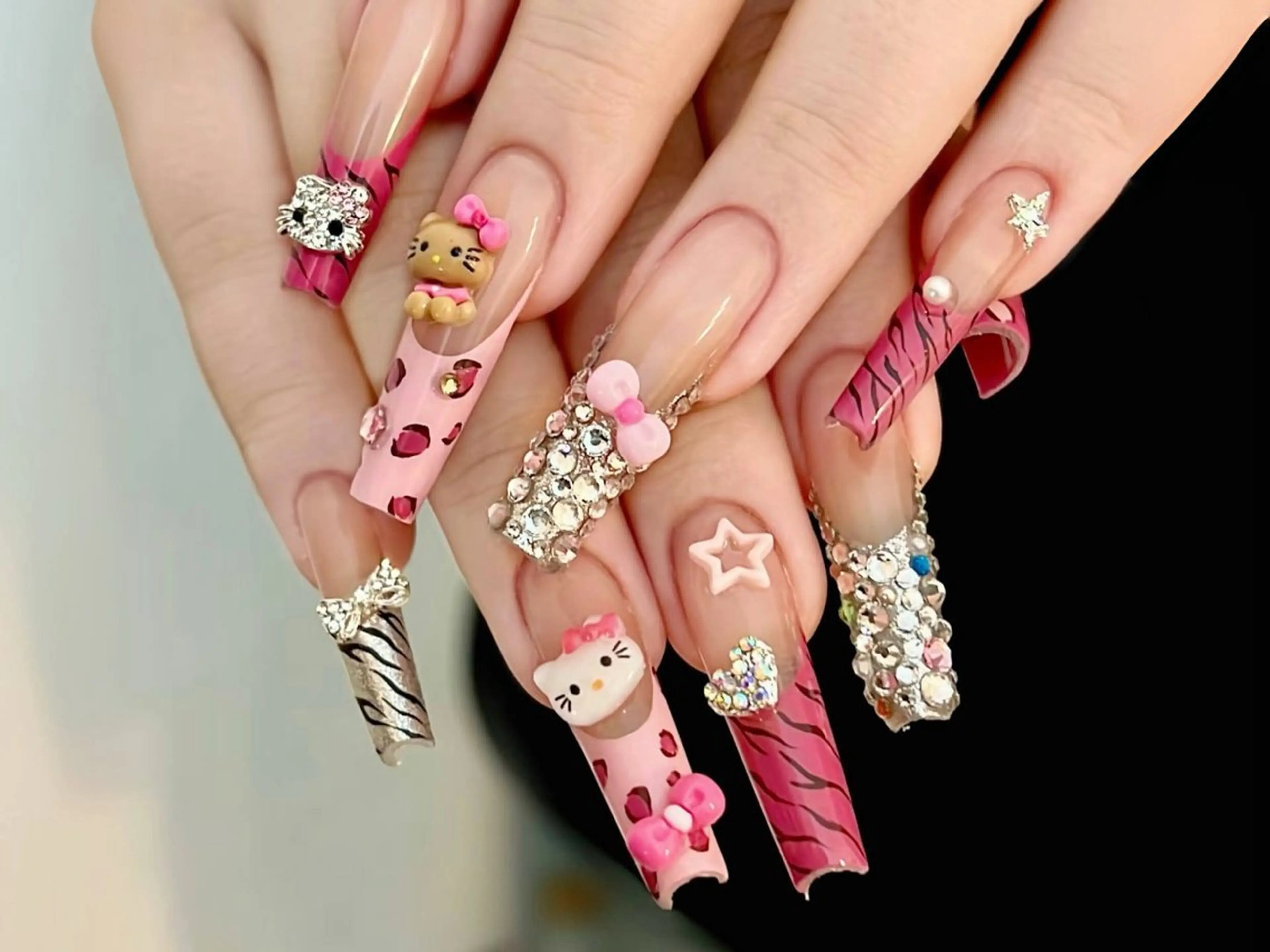 ネイル アニマル柄 ピンク ハンドネイル ハンドケア DarkHoney 池袋店のネイルデザイン