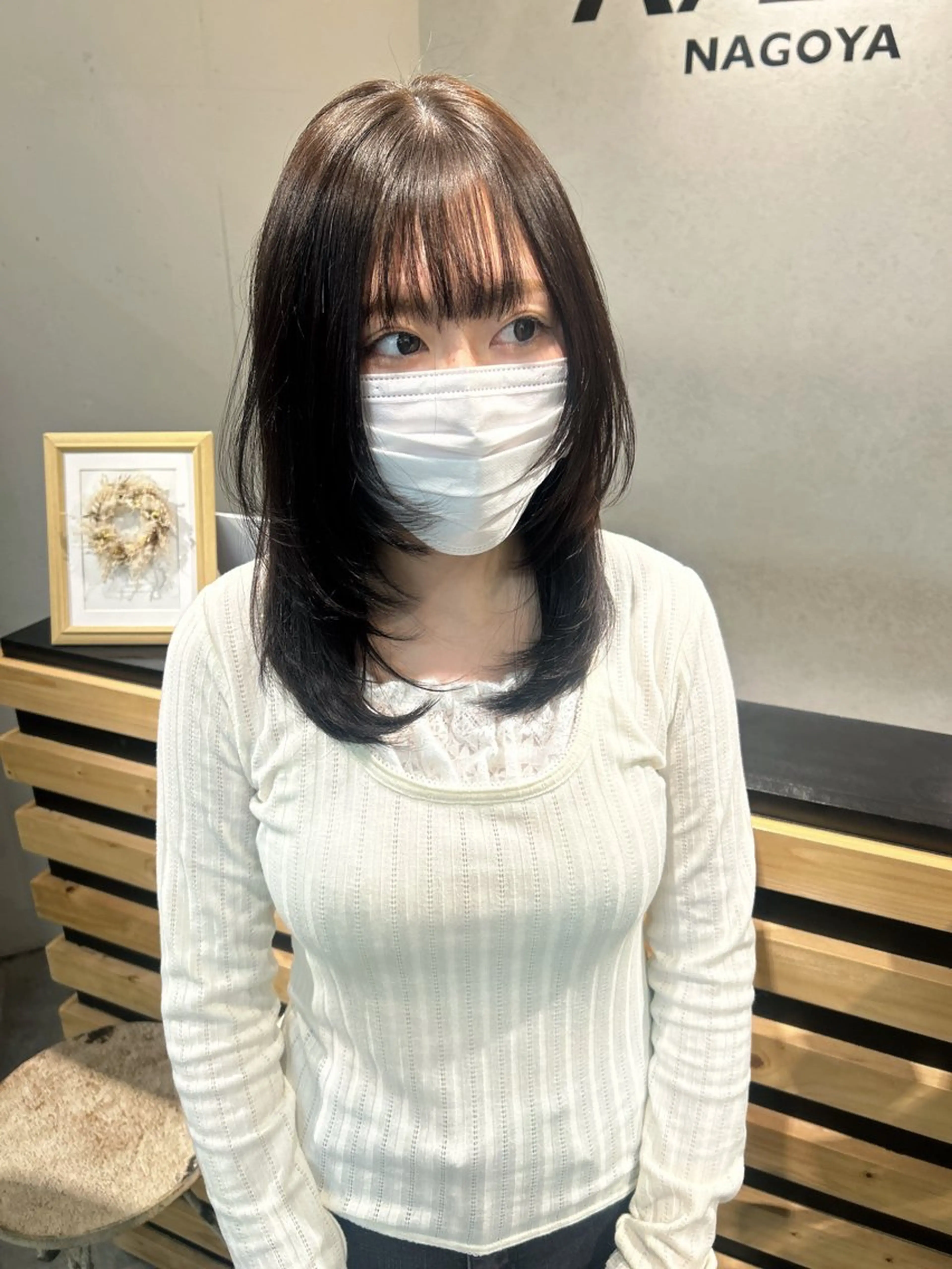 ミディアム カラー ブラウンカラー ダークブラウン レイヤーカット ヘアカラー ウルフカット レイヤーカット上柿のヘアスタイル