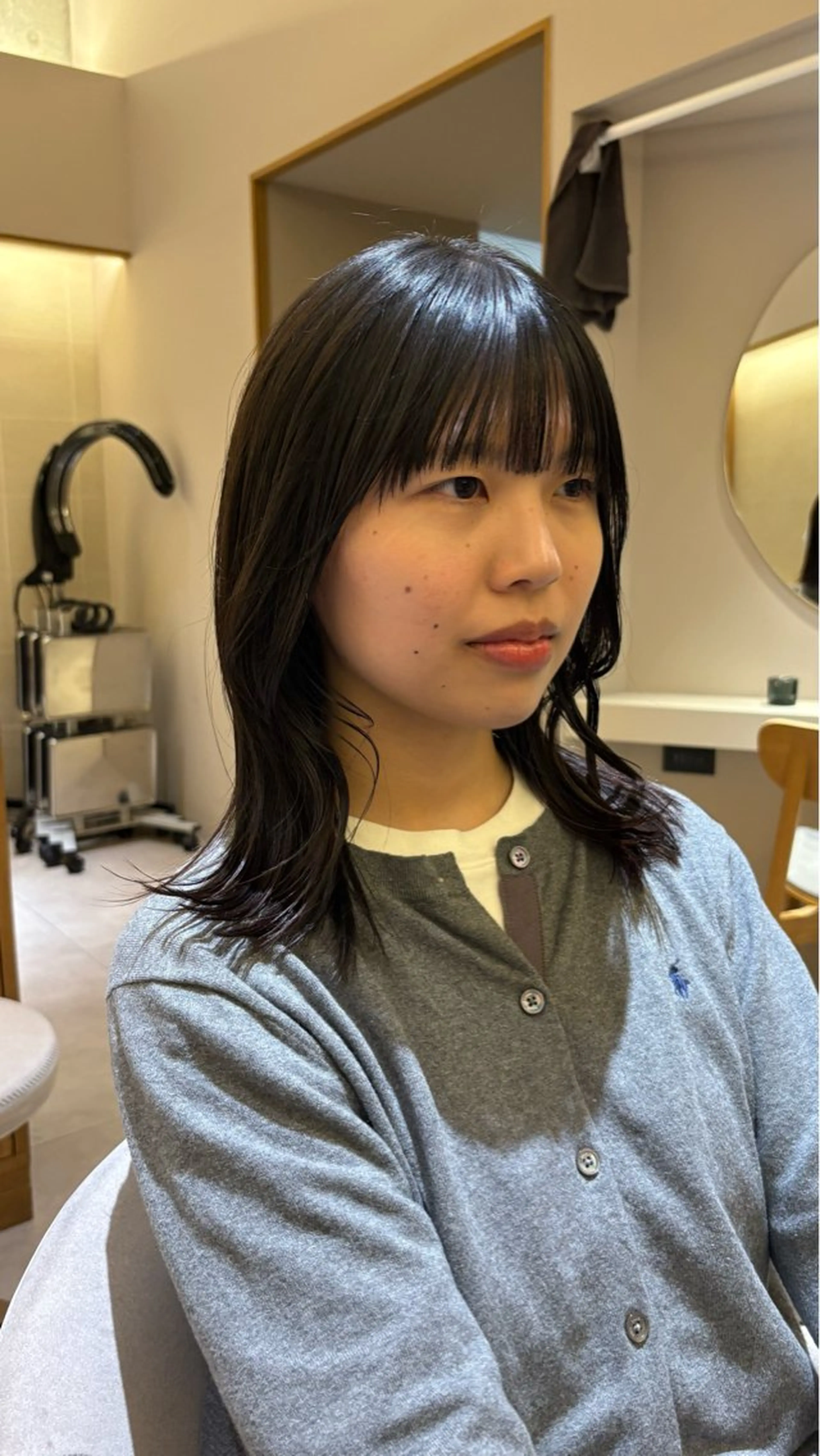 ミディアム 《センターパート / perm》ナミのヘアスタイル