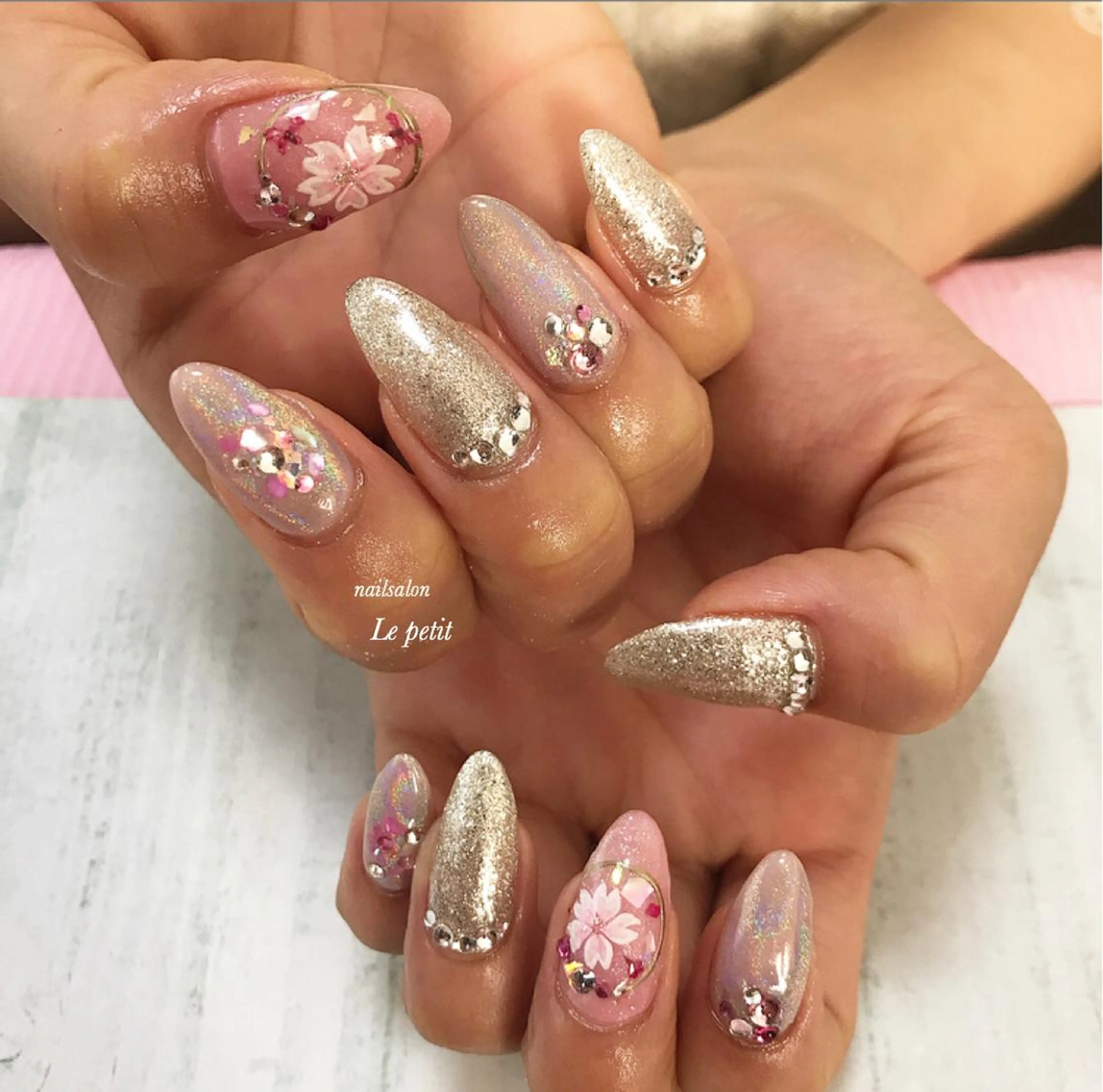 ネイル 石野 広佳のネイルデザイン