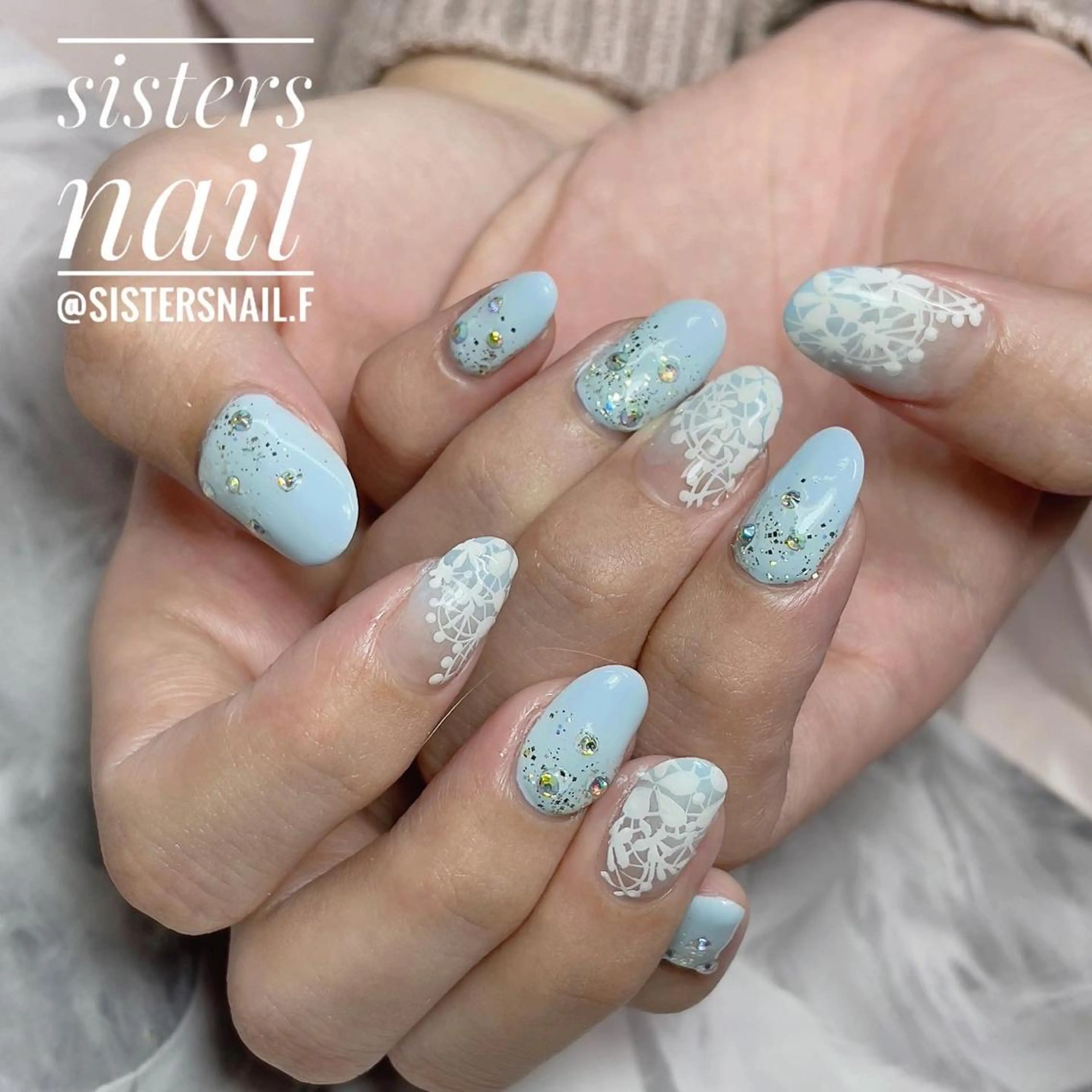 ネイル アートネイル ブルー グラデーション キラキラネイル レース sisters nail.fのネイルデザイン