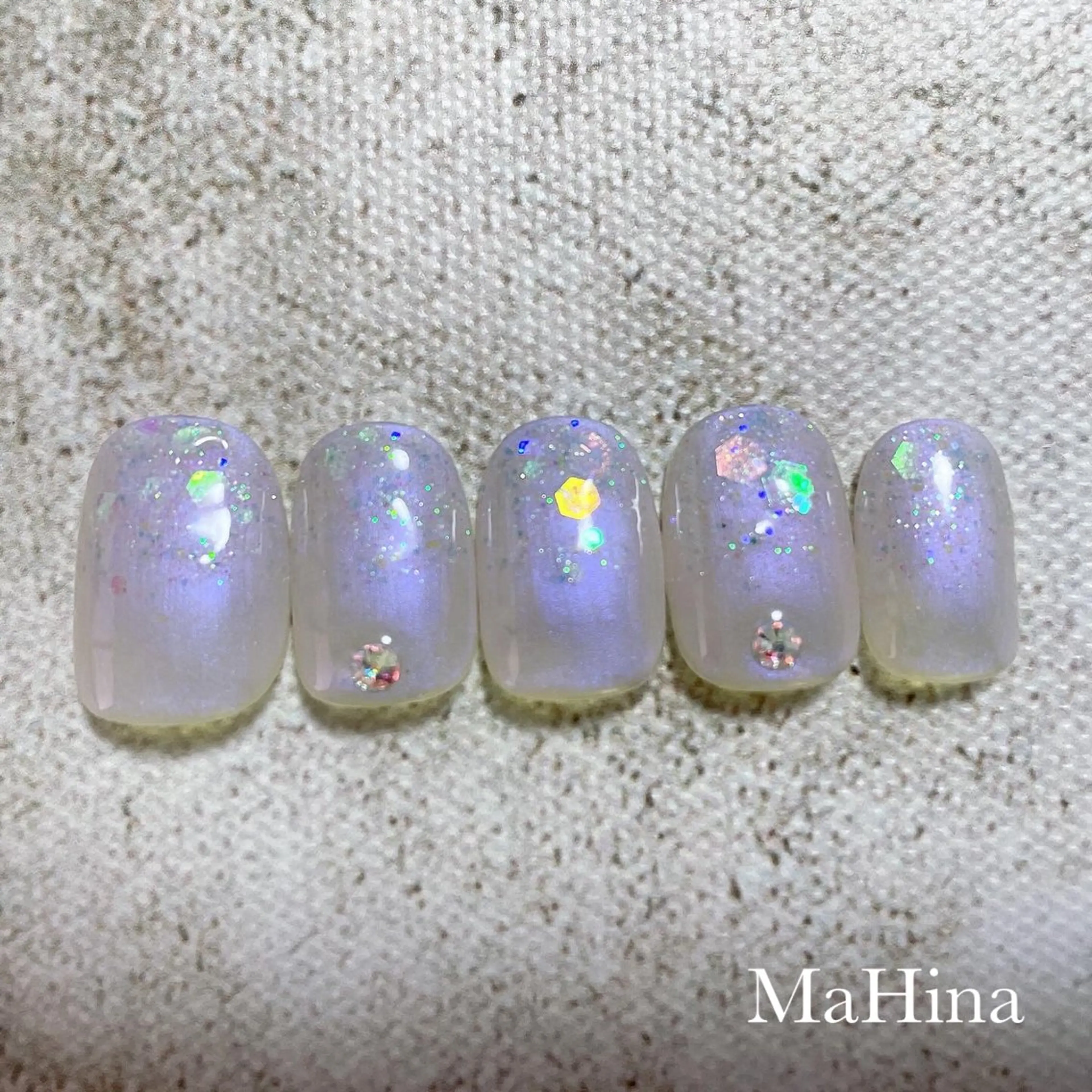 ネイル ホログラムネイル キラキラネイル 冬ネイル ハンドネイル Healing Salon...MaHina(マヒナ)所属・MaHina🌙 salonのネイルデザイン