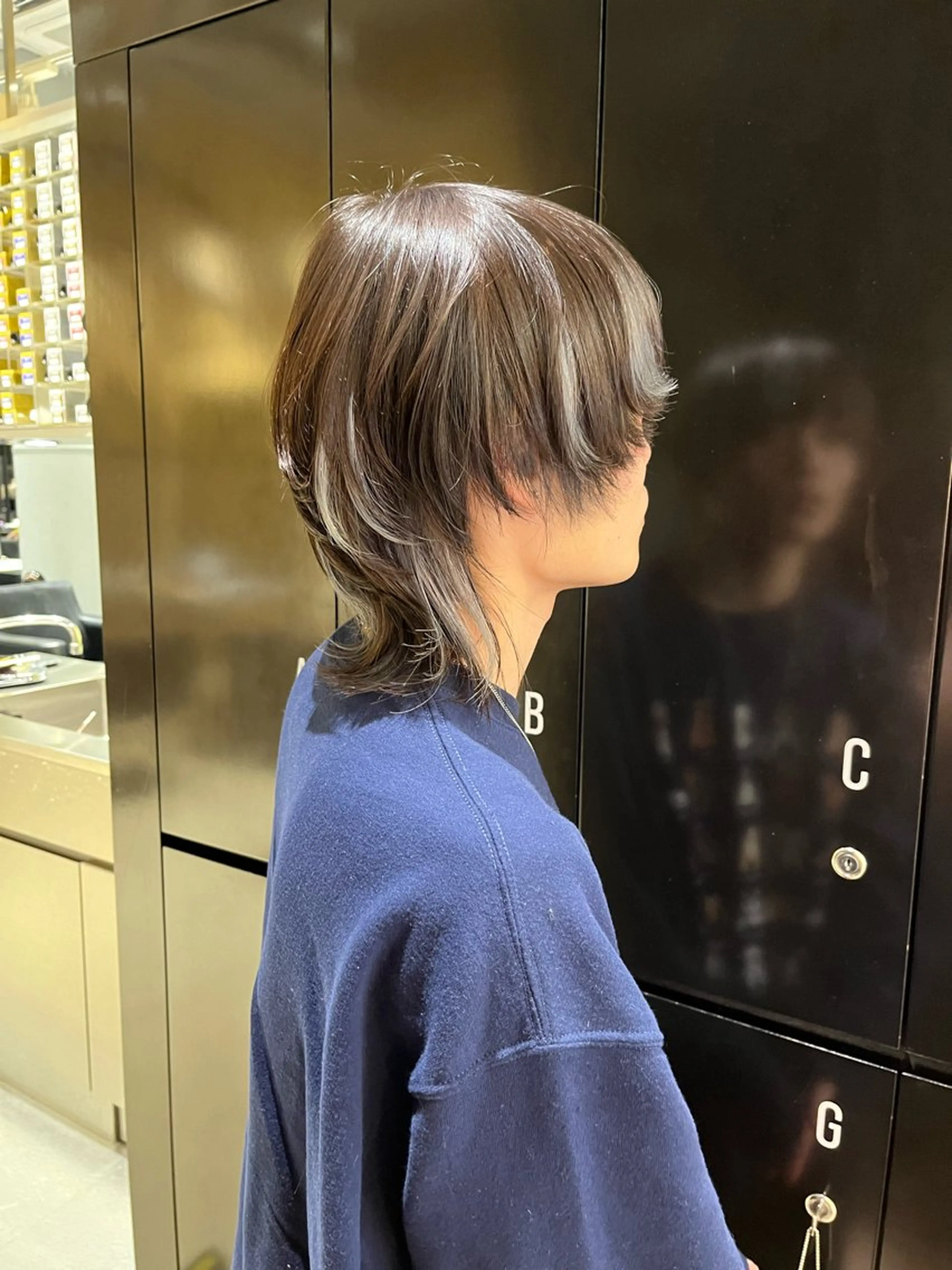 ミディアム カラー 山下 とよかのヘアスタイル