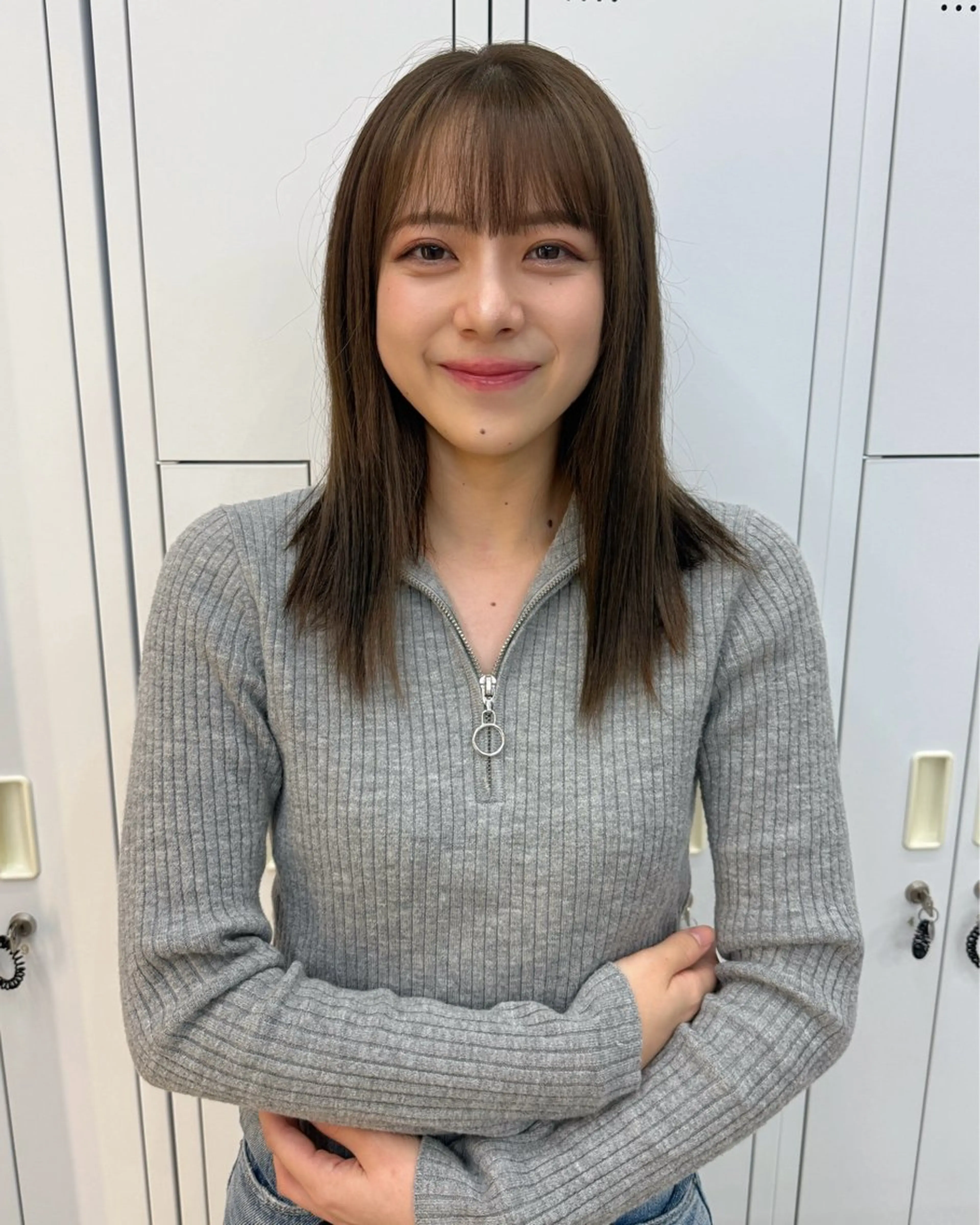 ミディアム カラー ブリーチ ブラウンカラー 透明感カラー ブリーチなしカラー トリートメント 秋山 七海のヘアスタイル