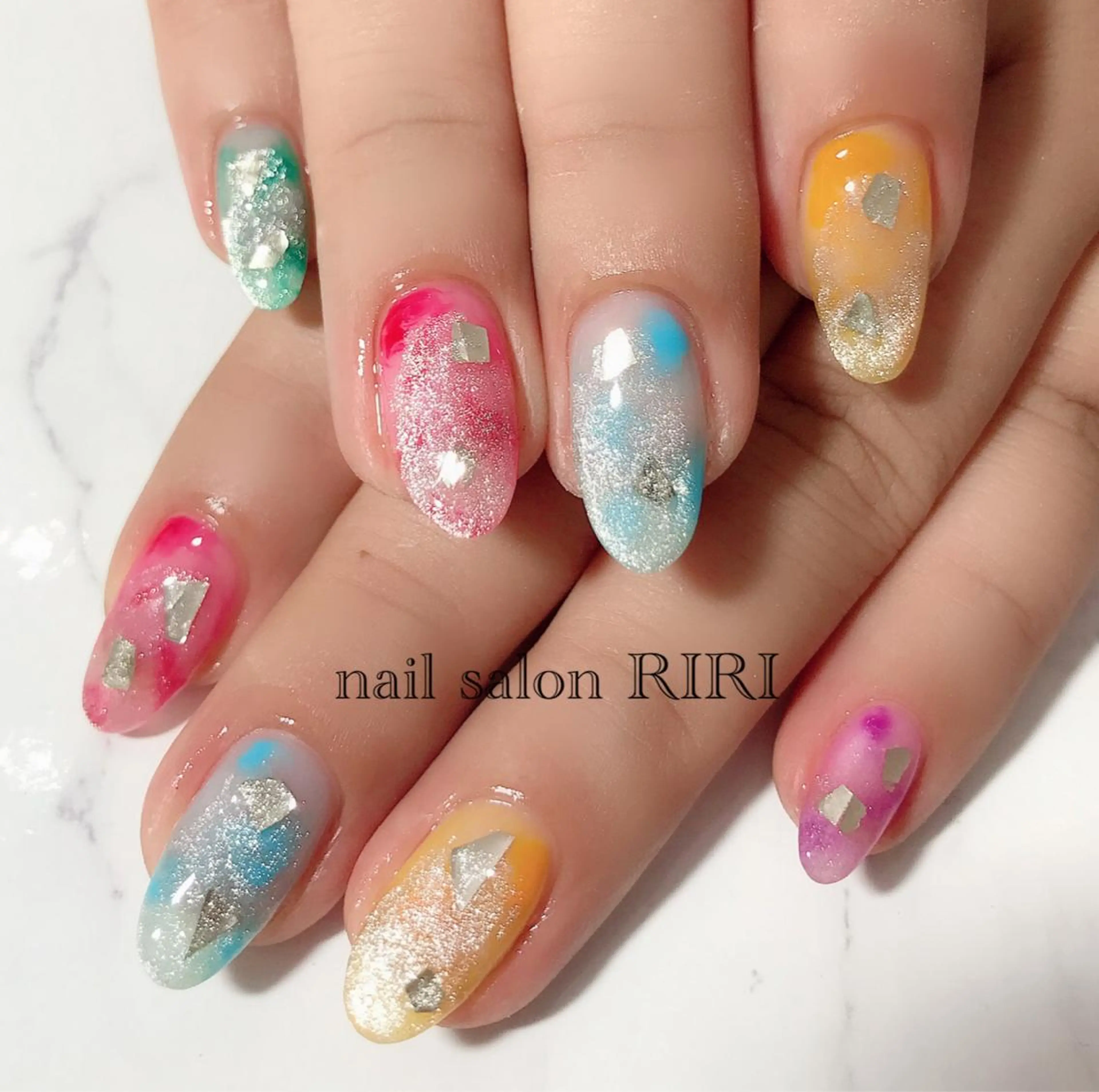ネイル ビー玉ネイル RIRI リリのネイルデザイン