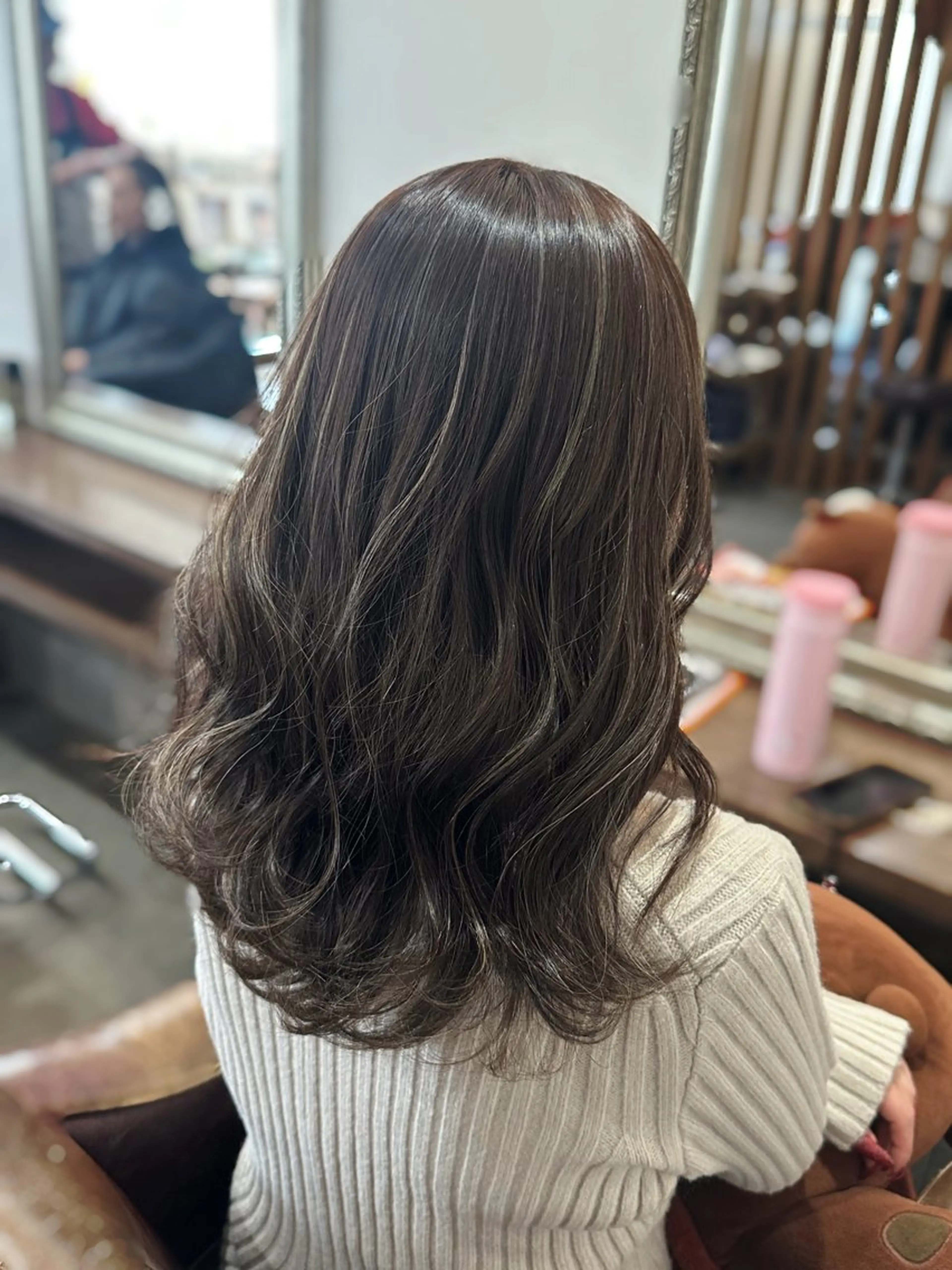 セミロング カラー ハイライトカラー ハイライト カット ヘアカラー ✨艶カラー/韓国ヘア ✨momoriのヘアスタイル