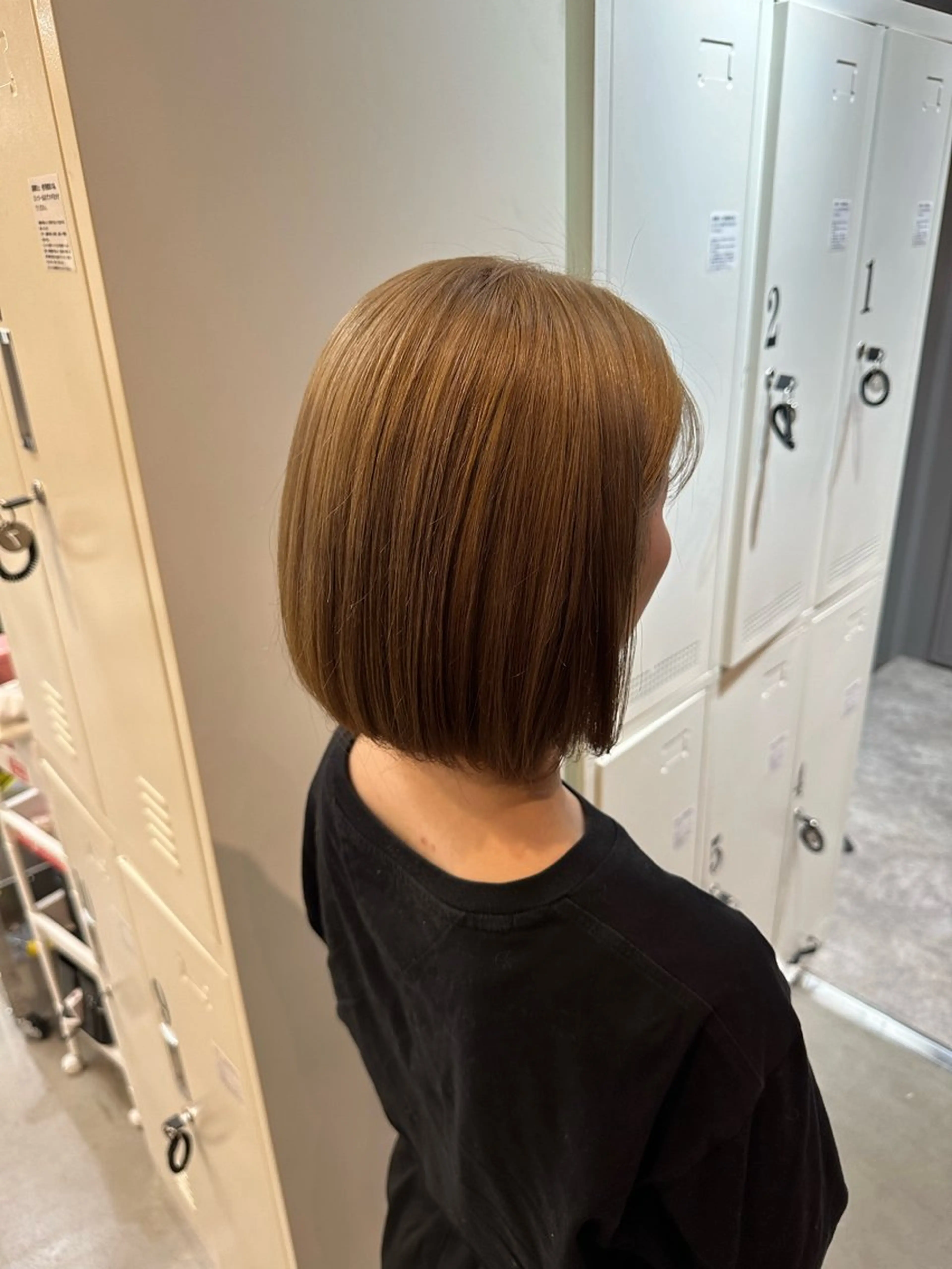 ショート カラー ベージュカラー ブリーチ ケアブリーチ ボブ 似合わせカット カット ヘアカラー トリートメント 平日オススメ✨ プチプラ✨山下のヘアスタイル