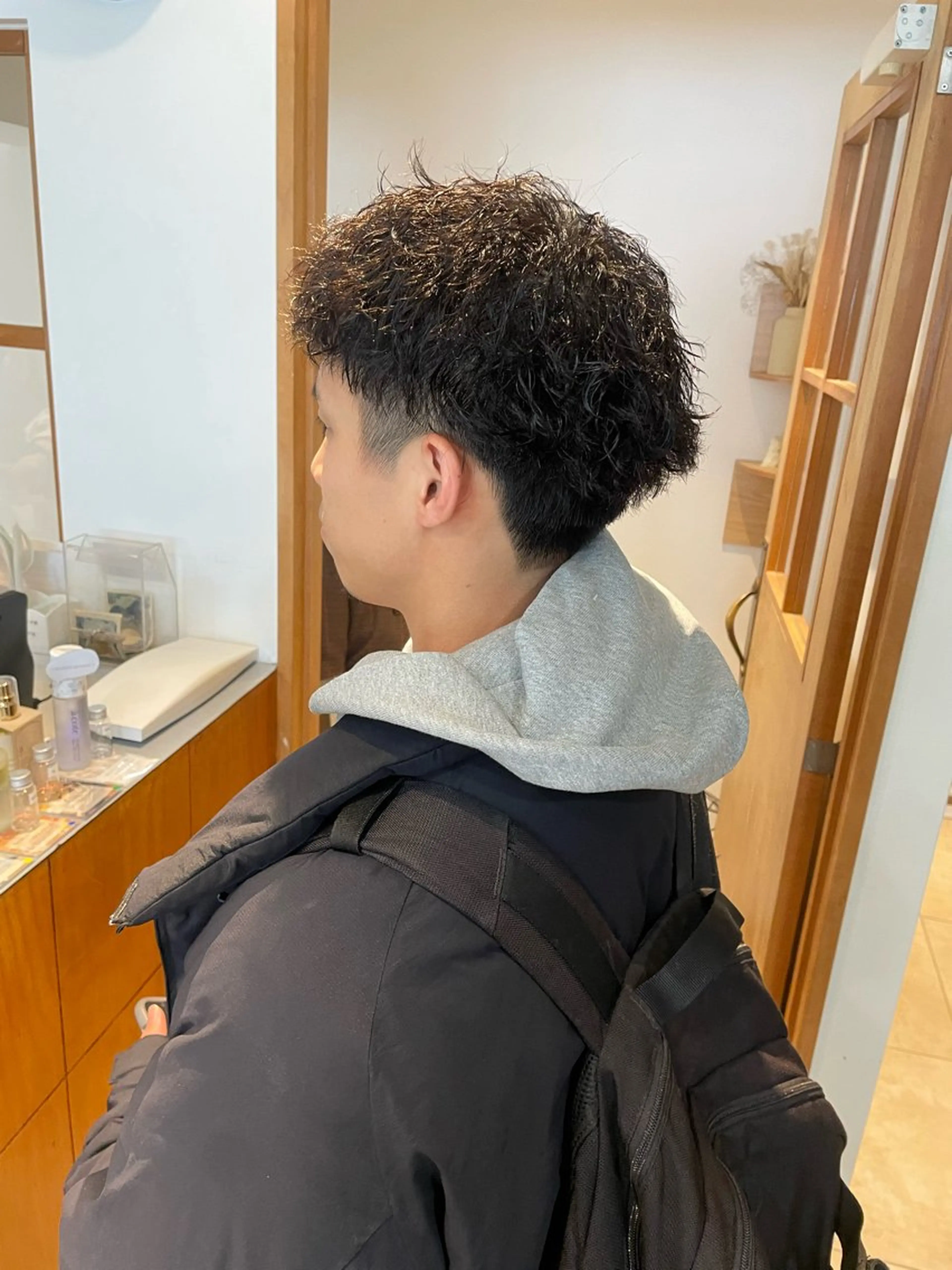 ショート パーマ カット パーマ 秋元 佳乃のヘアスタイル