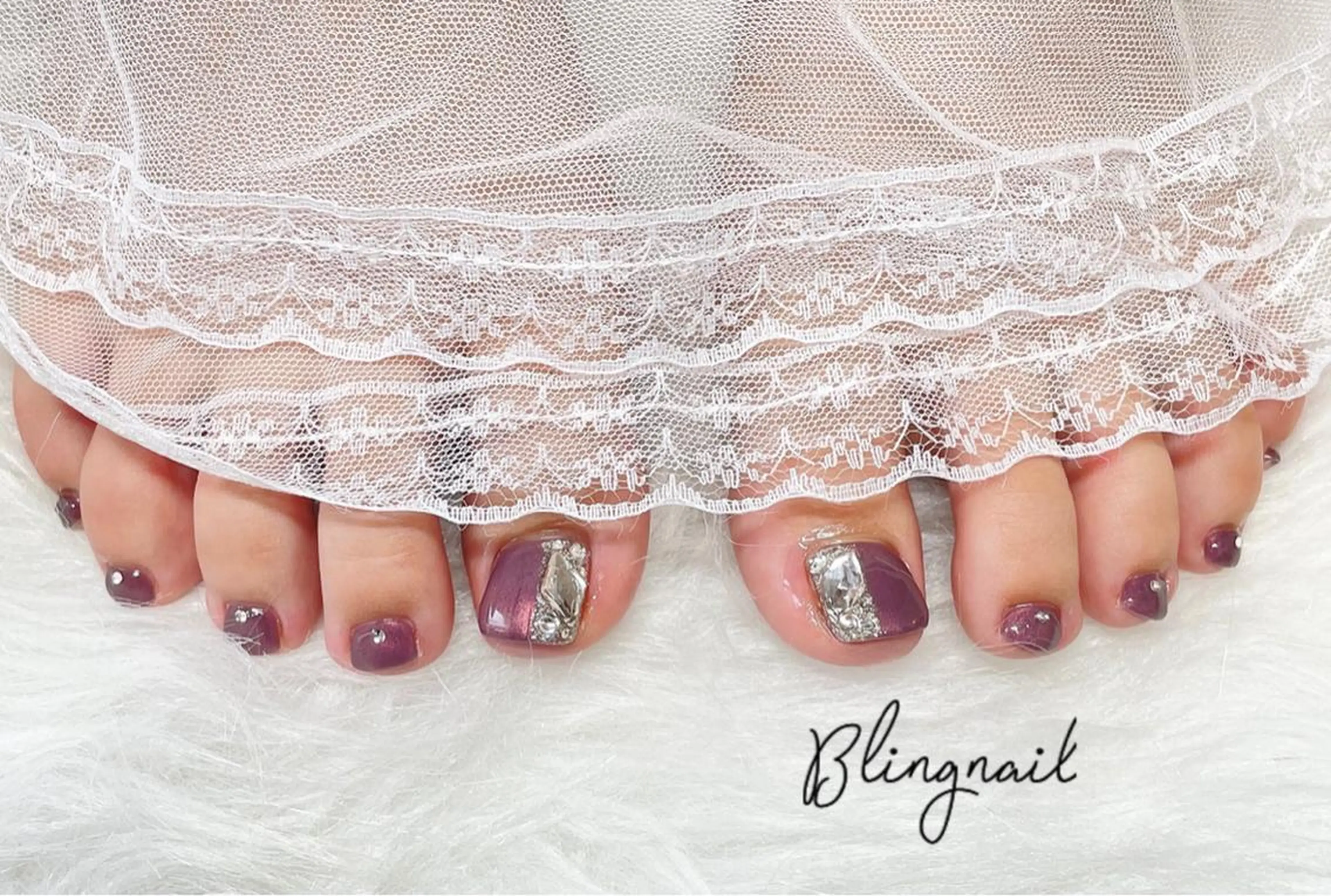 ネイル 23時まで❤︎韓国、 ワンホンネイルのネイルデザイン