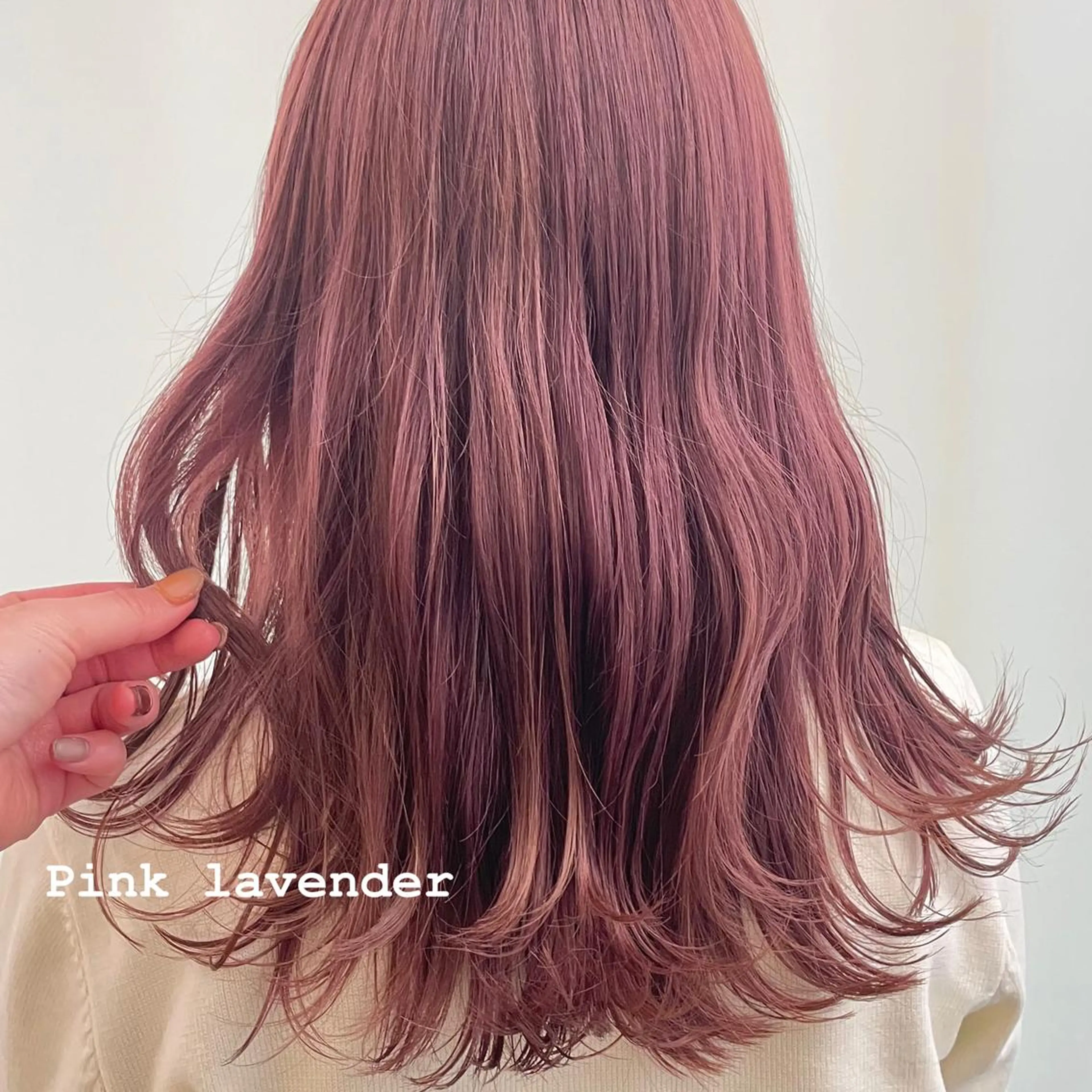 ロング カラー ブリーチ ハイトーンカラー ラベンダーカラー ピンクカラー ピンクラベンダー ヘアカラー ✨カラー支持No.1 🧸ワキ カナコ🧸のヘアスタイル