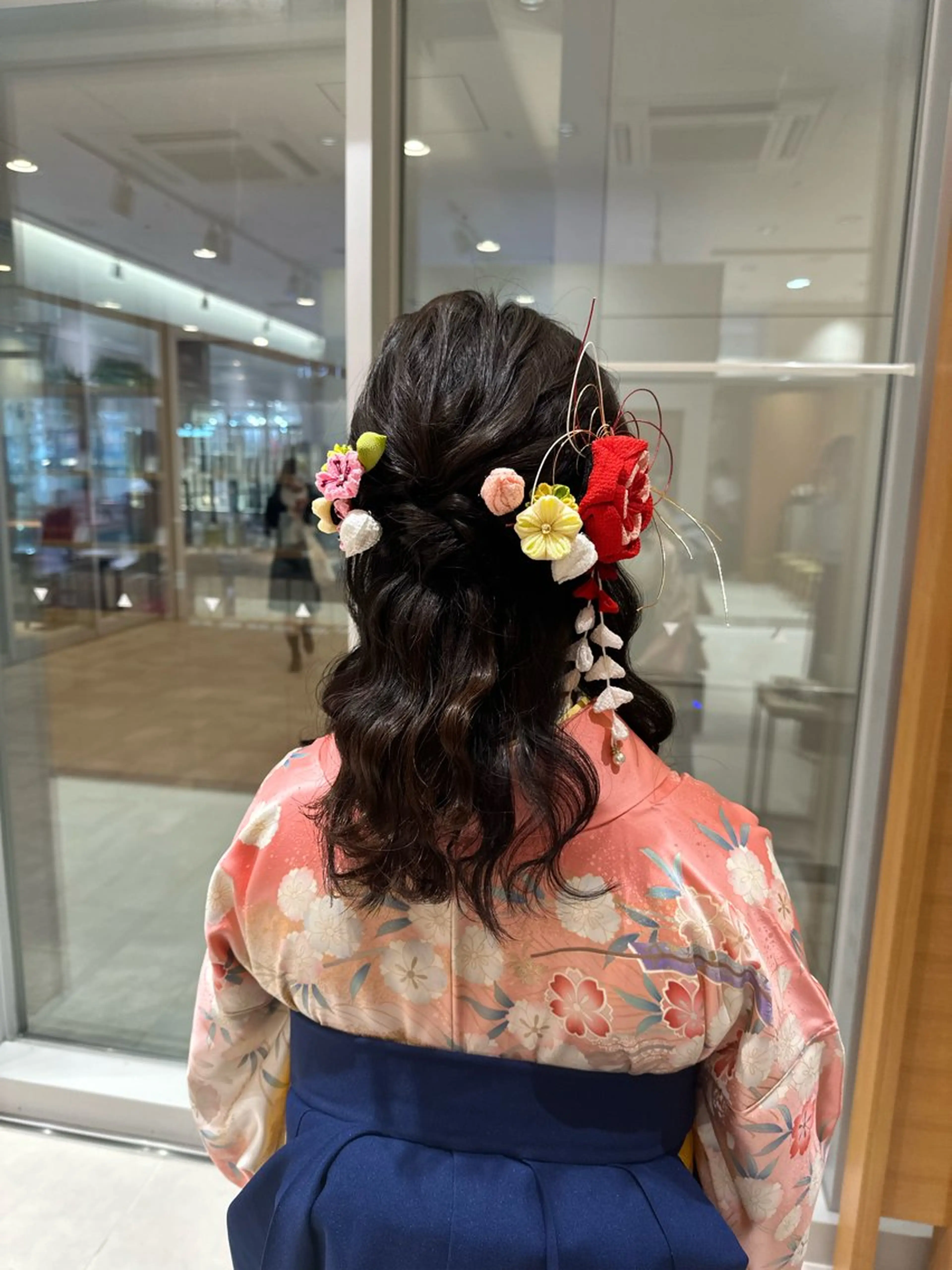 ヘアアレンジ 卒業式のヘアスタイル 中島 愛のヘアスタイル
