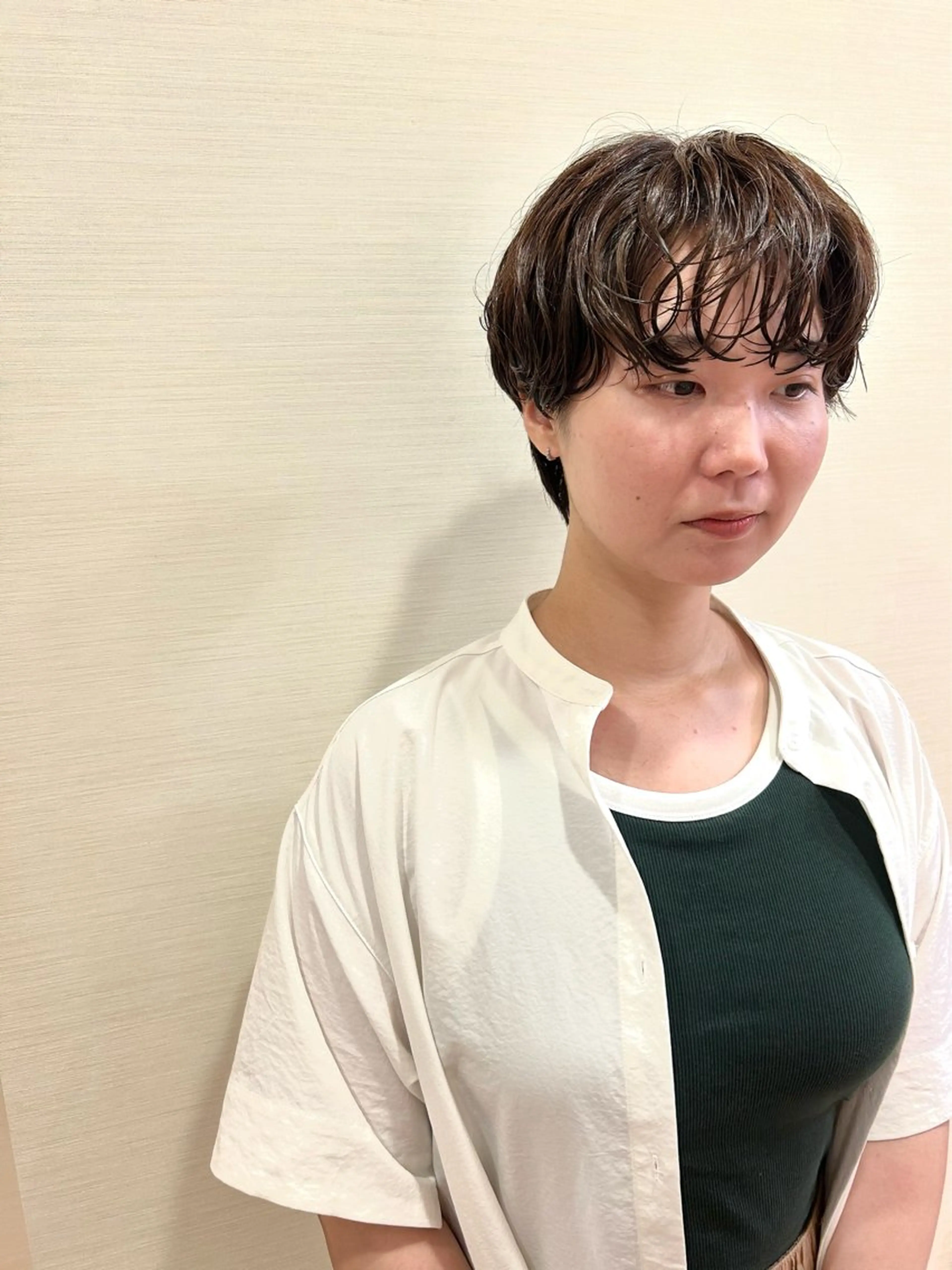 ショート パーマ ヘアカラー ミ ユのヘアスタイル