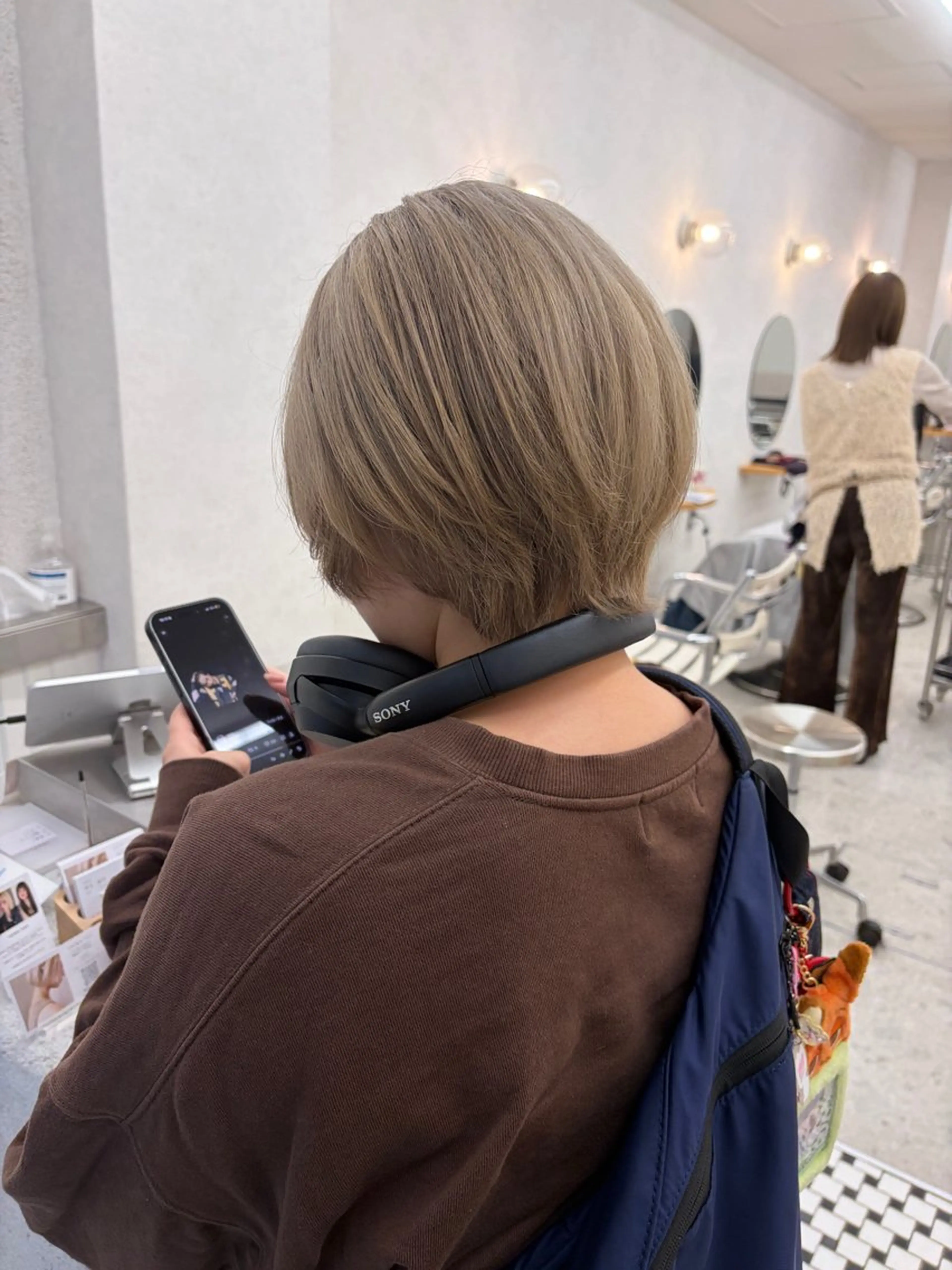 ショート カット ヘアカラー リン🔔ボブ cut 柔らかベージュ🤎のヘアスタイル