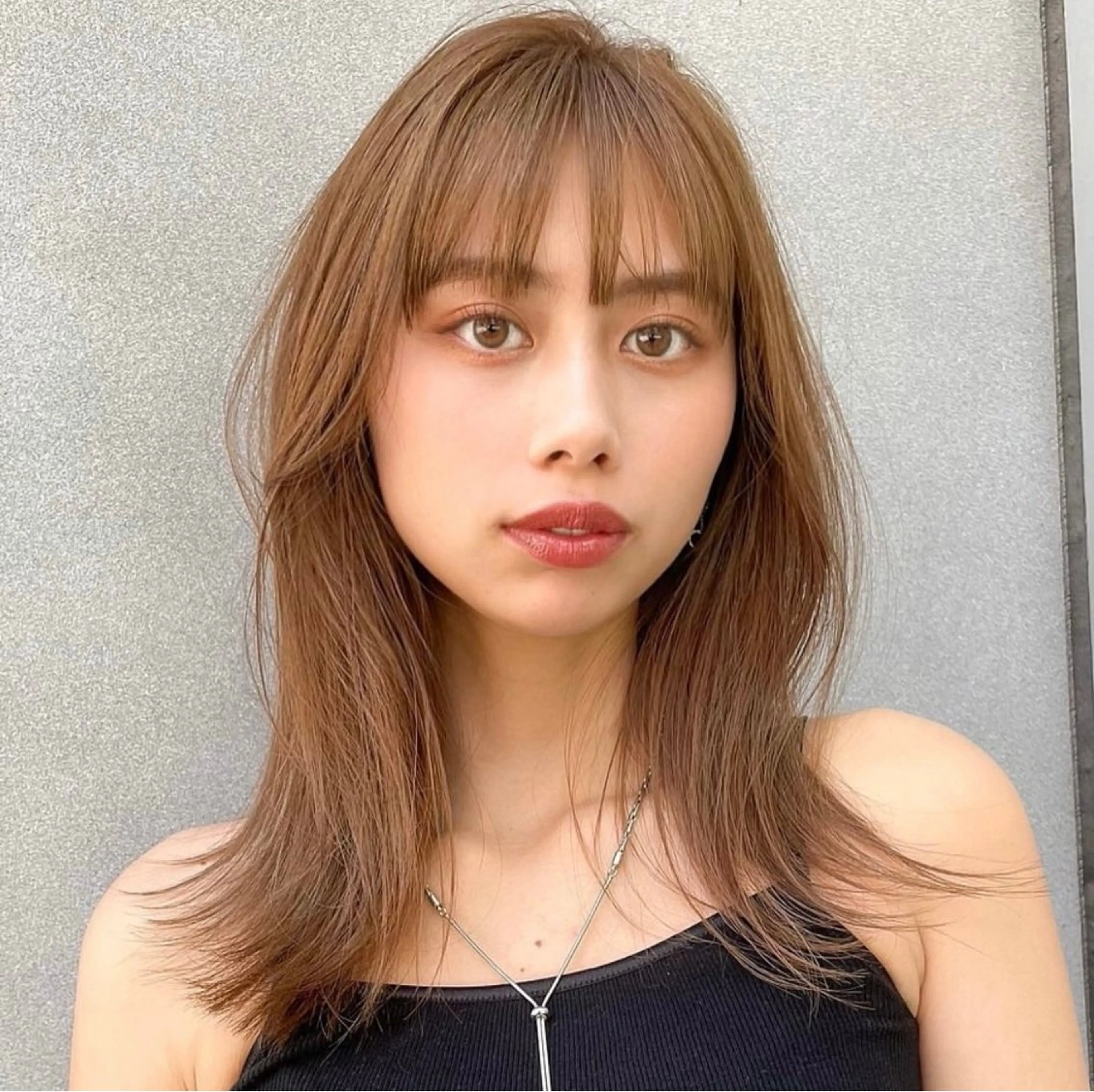 ミディアム カラー くびれヘア TOI所属・内野 龍海 / レイヤーカットのヘアスタイル