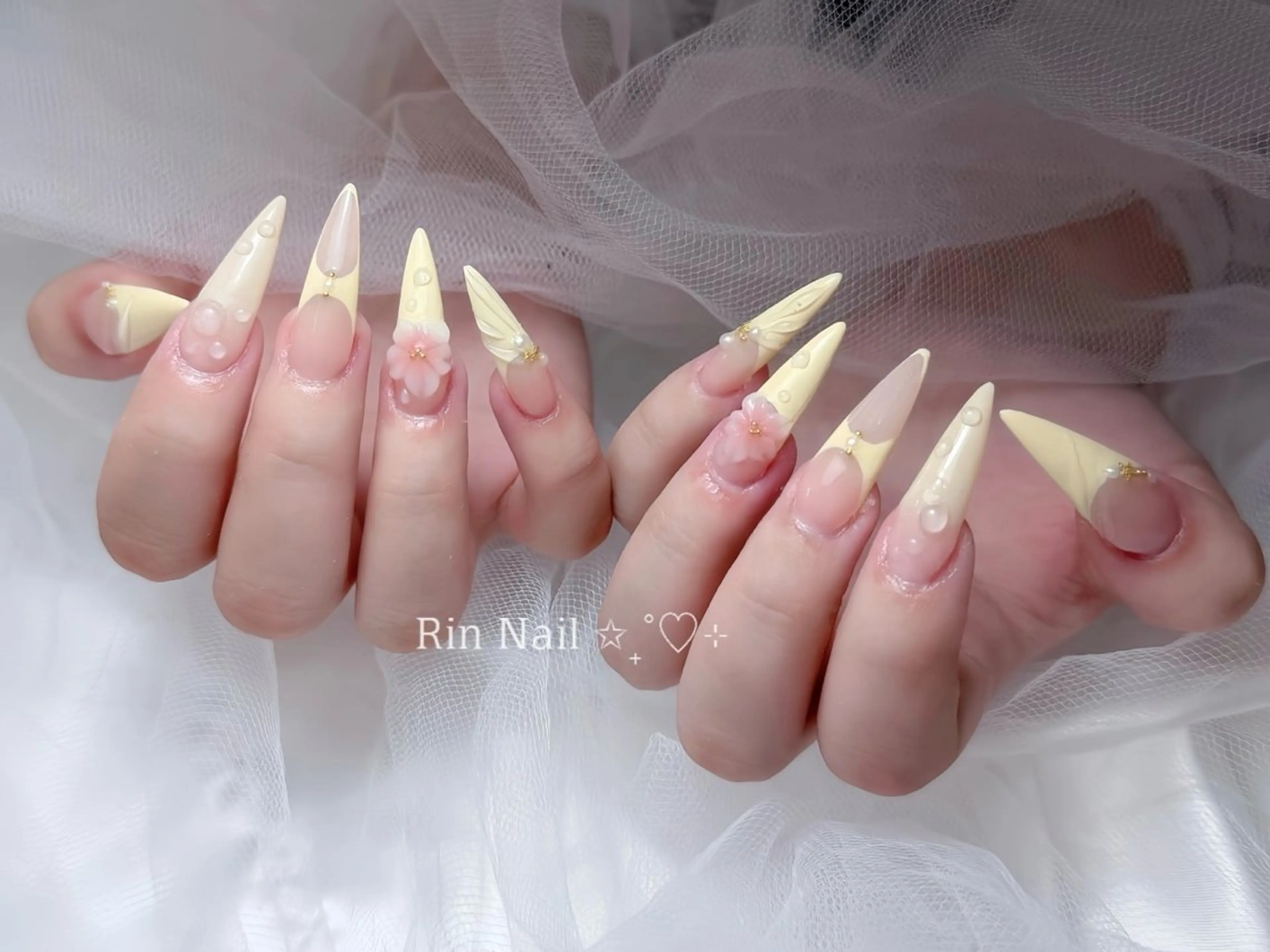 ネイル ボルドー フレンチネイル グラデーション キラキラネイル 韓国ネイル ハンドネイル Rin Nail Shinokuboのネイルデザイン