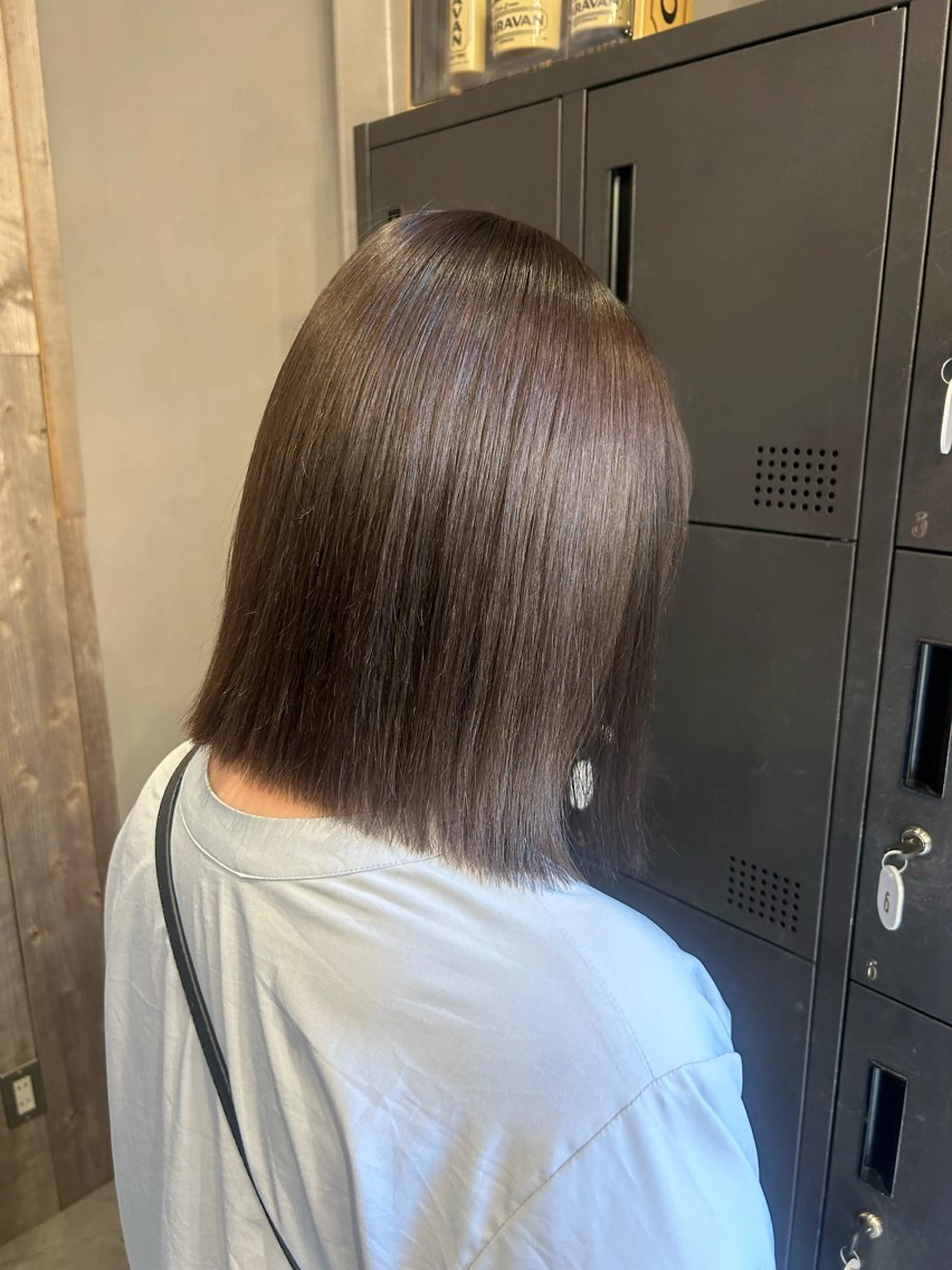 ミディアム アッシュ カット ヘアカラー パーマ 縮毛矯正 トリートメント 艶髪/髪質改善 yukaのヘアスタイル