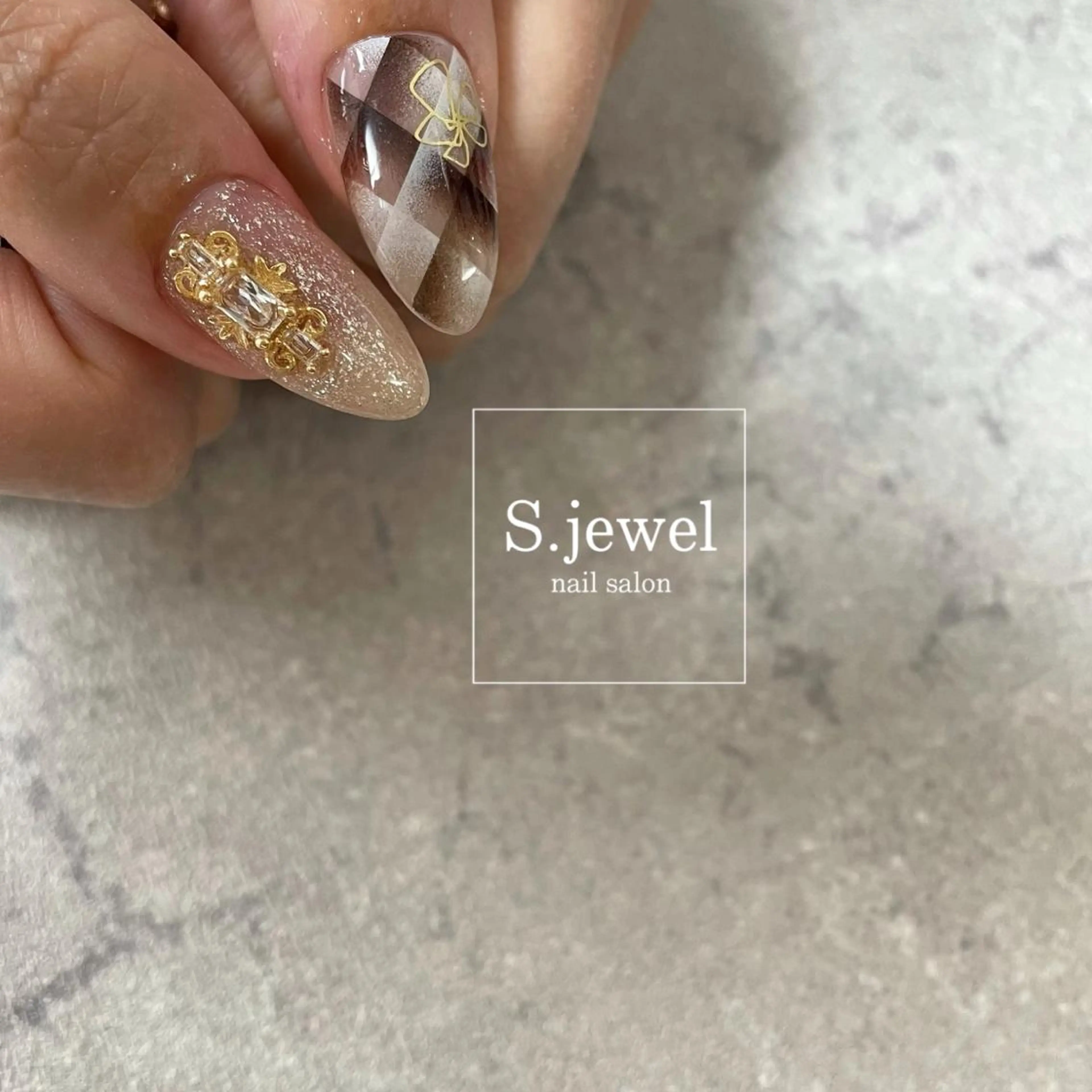 ネイル S. JEWELのネイルデザイン