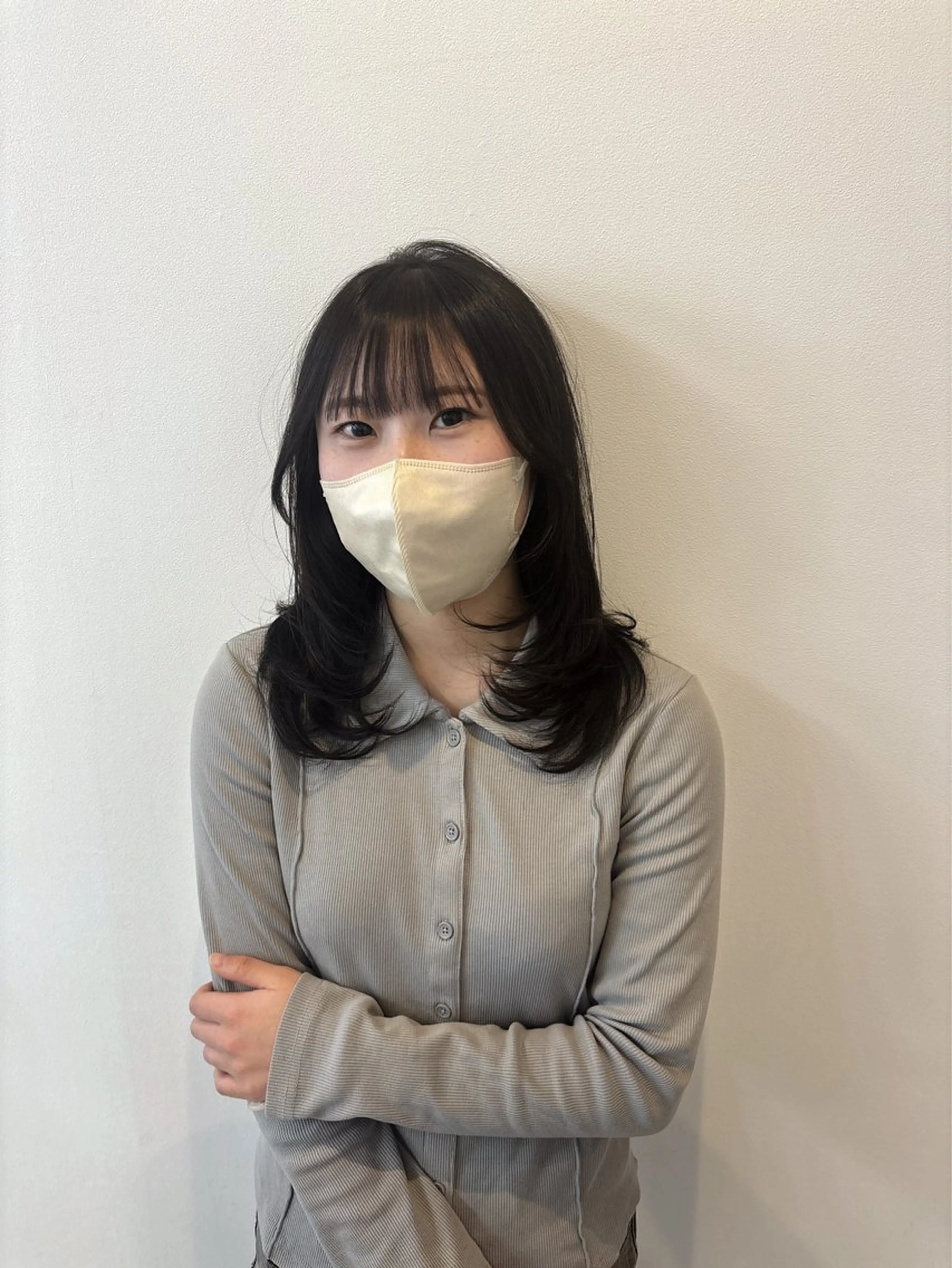 ミディアム 鍋嶋 涼香のヘアスタイル