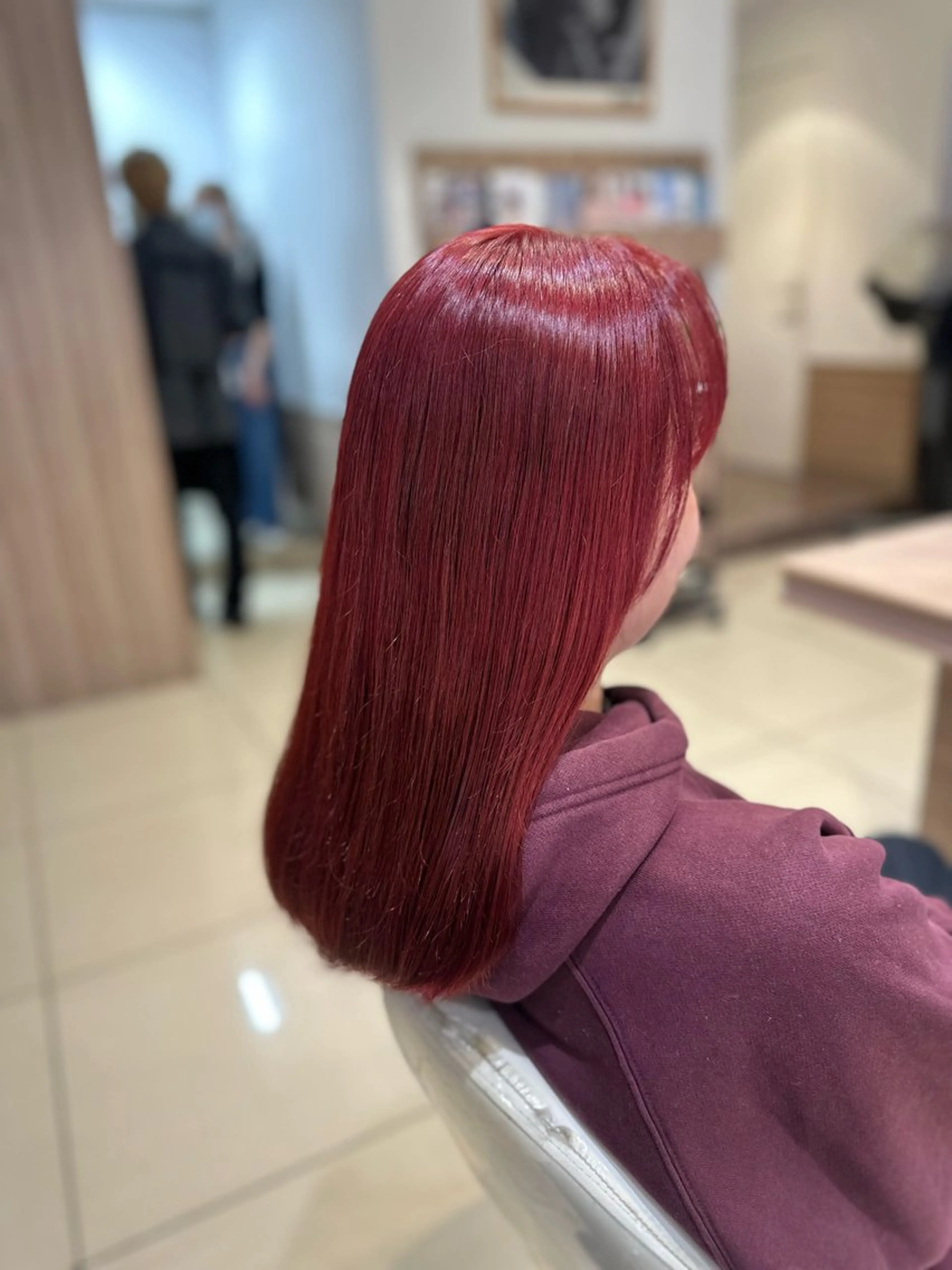 ロング カラー ブリーチ ハイトーンカラー カット ヘアカラー トリートメント ☘️清潔感爆上げ☘️ 岡部恒輝のヘアスタイル