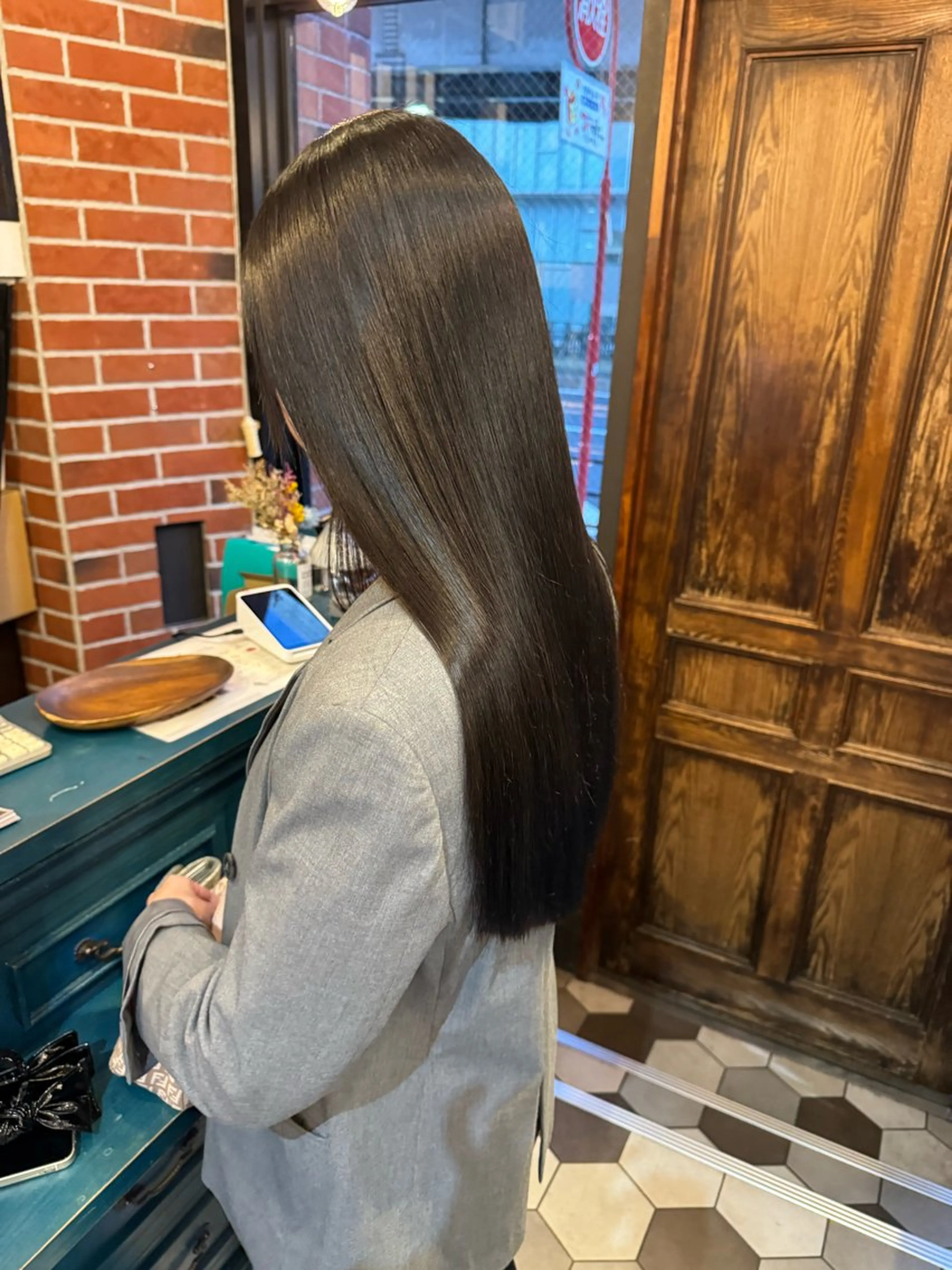 ロング カット 縮毛矯正 トリートメント 石原 悠貴のヘアスタイル