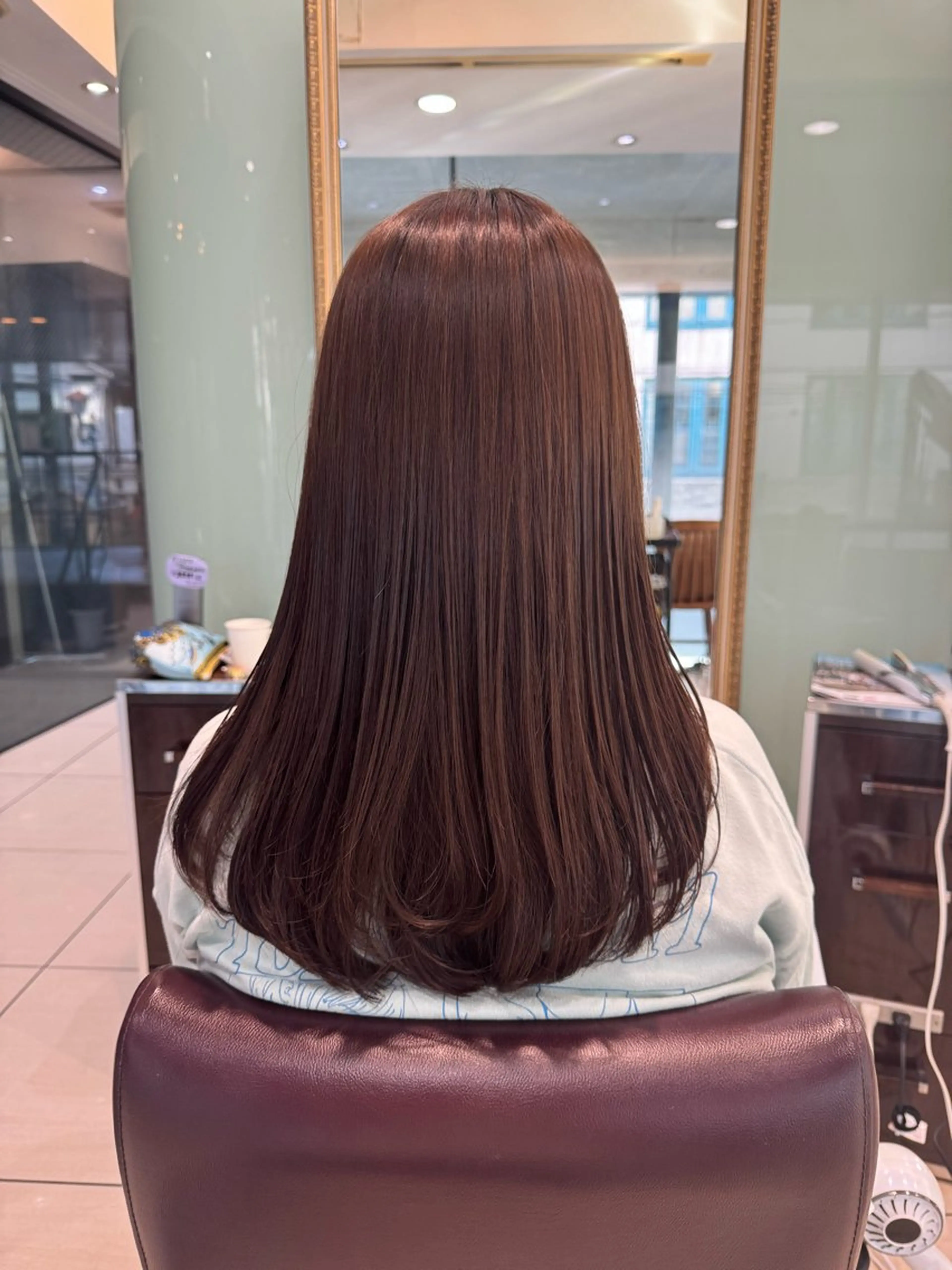 セミロング セミロングパーマ 顔まわりレイヤー 韓国風ヘア レイヤーカット カット 縮毛矯正 トリートメント 大人可愛い♡コテ巻き パーマ🌼杉田 萌恵のヘアスタイル