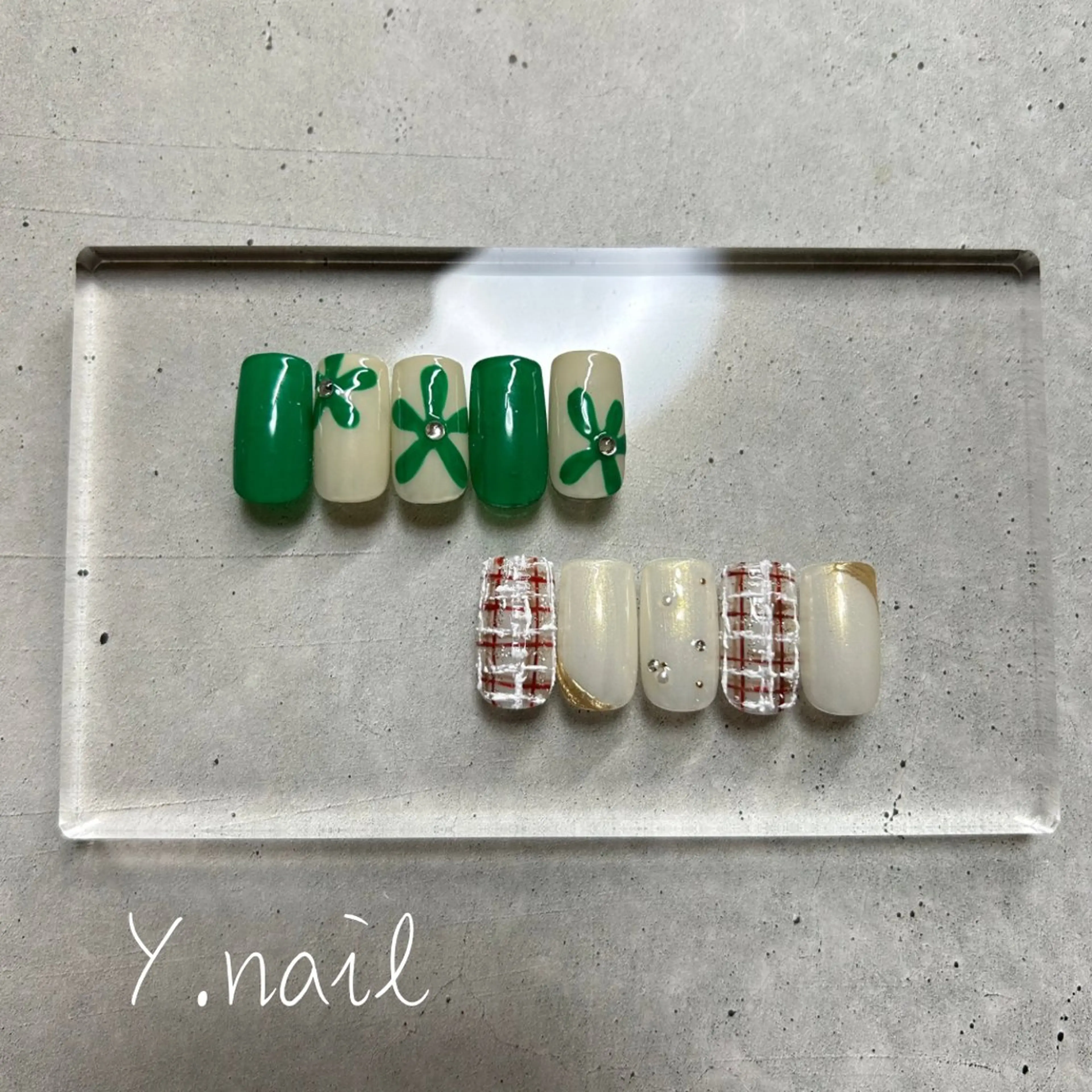 ネイル Y. nailのネイルデザイン