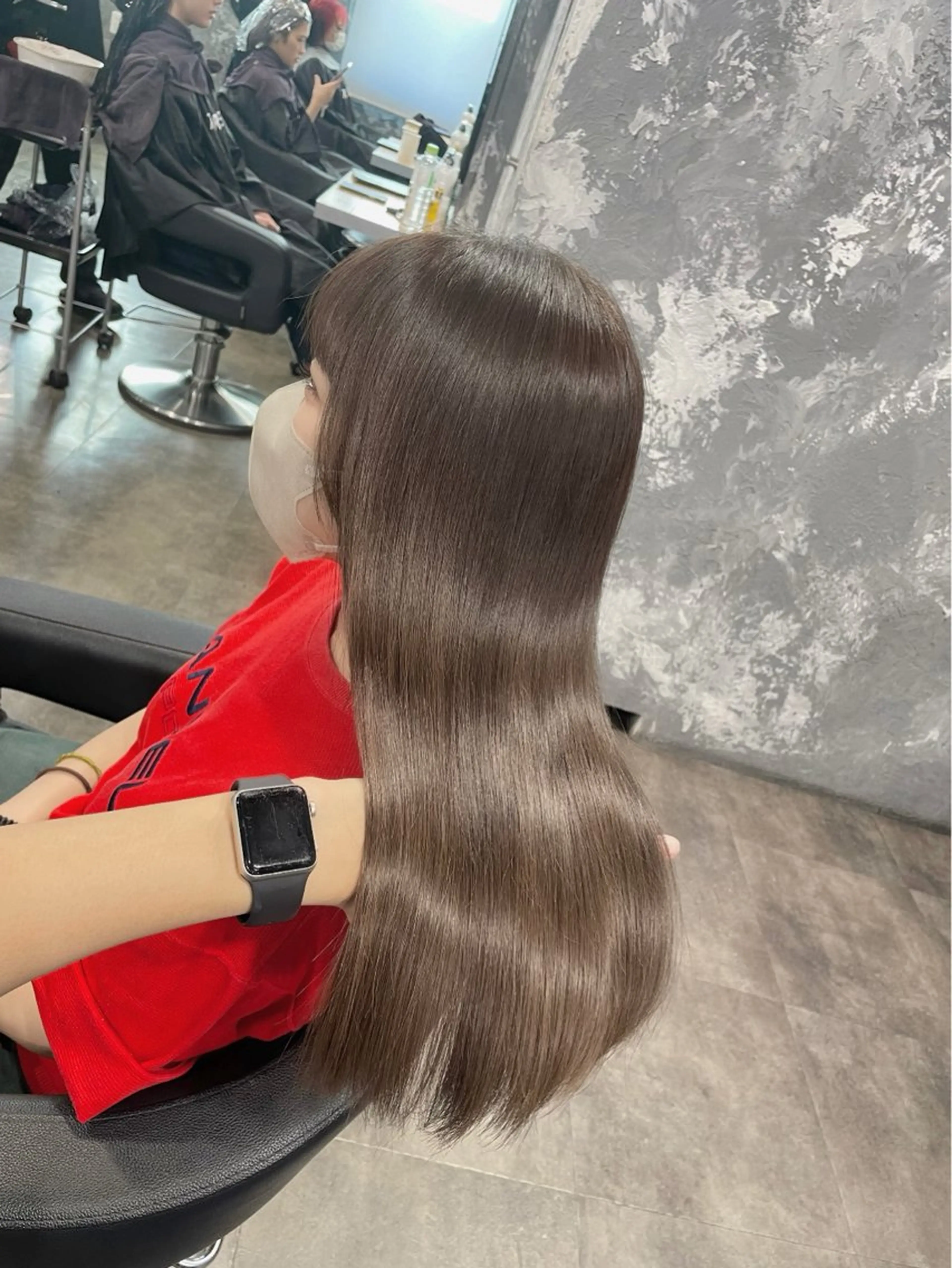 ロング カラー カット ヘアカラー トリートメント ヘッドスパ ヘアセット ベージュカラー💖 やすひろのヘアスタイル