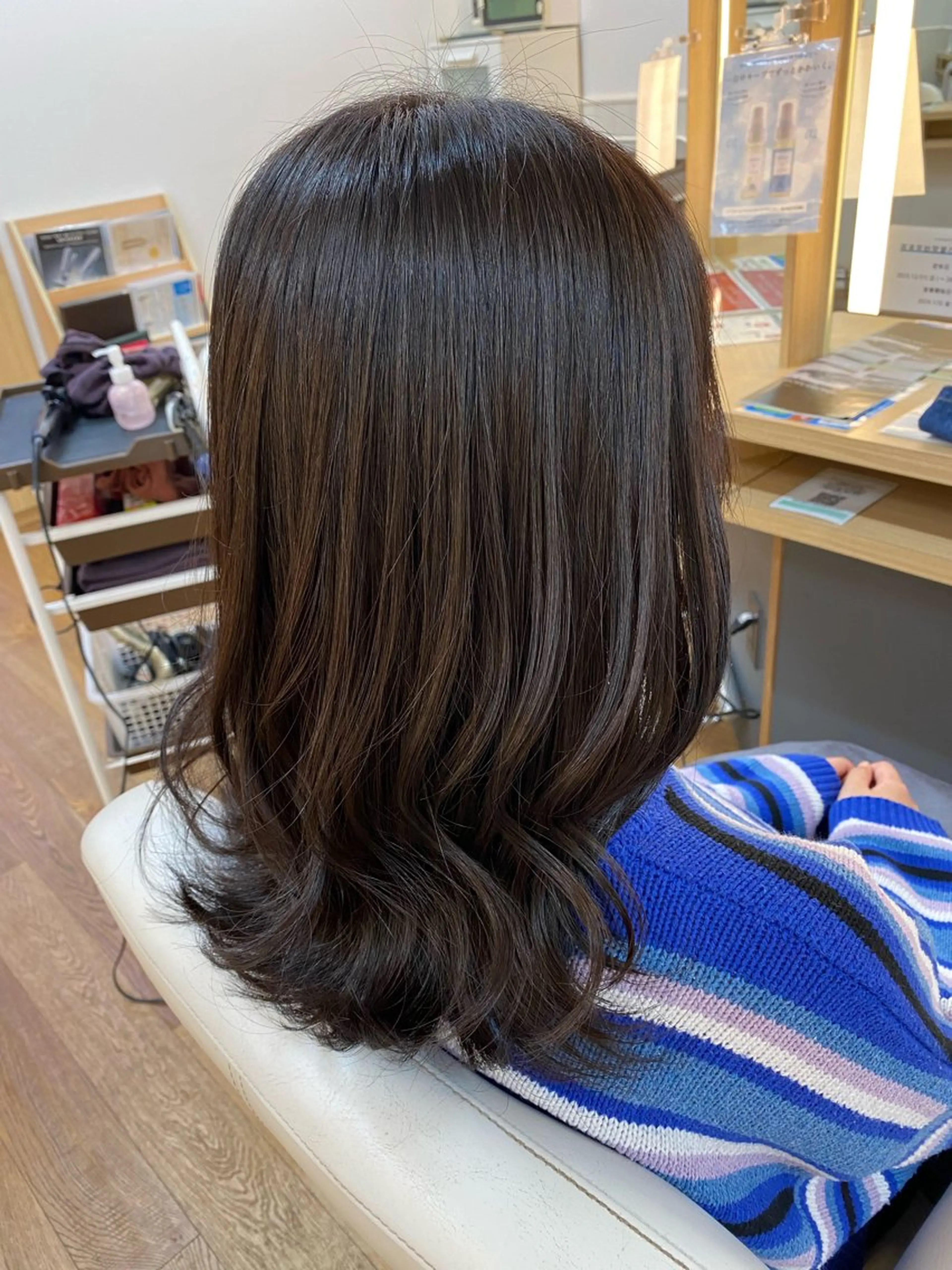 ミディアム カラー ヘアアレンジ アッシュ 透明感カラー カット ヘアカラー パーマ 韓国ヘア sasugaのヘアスタイル