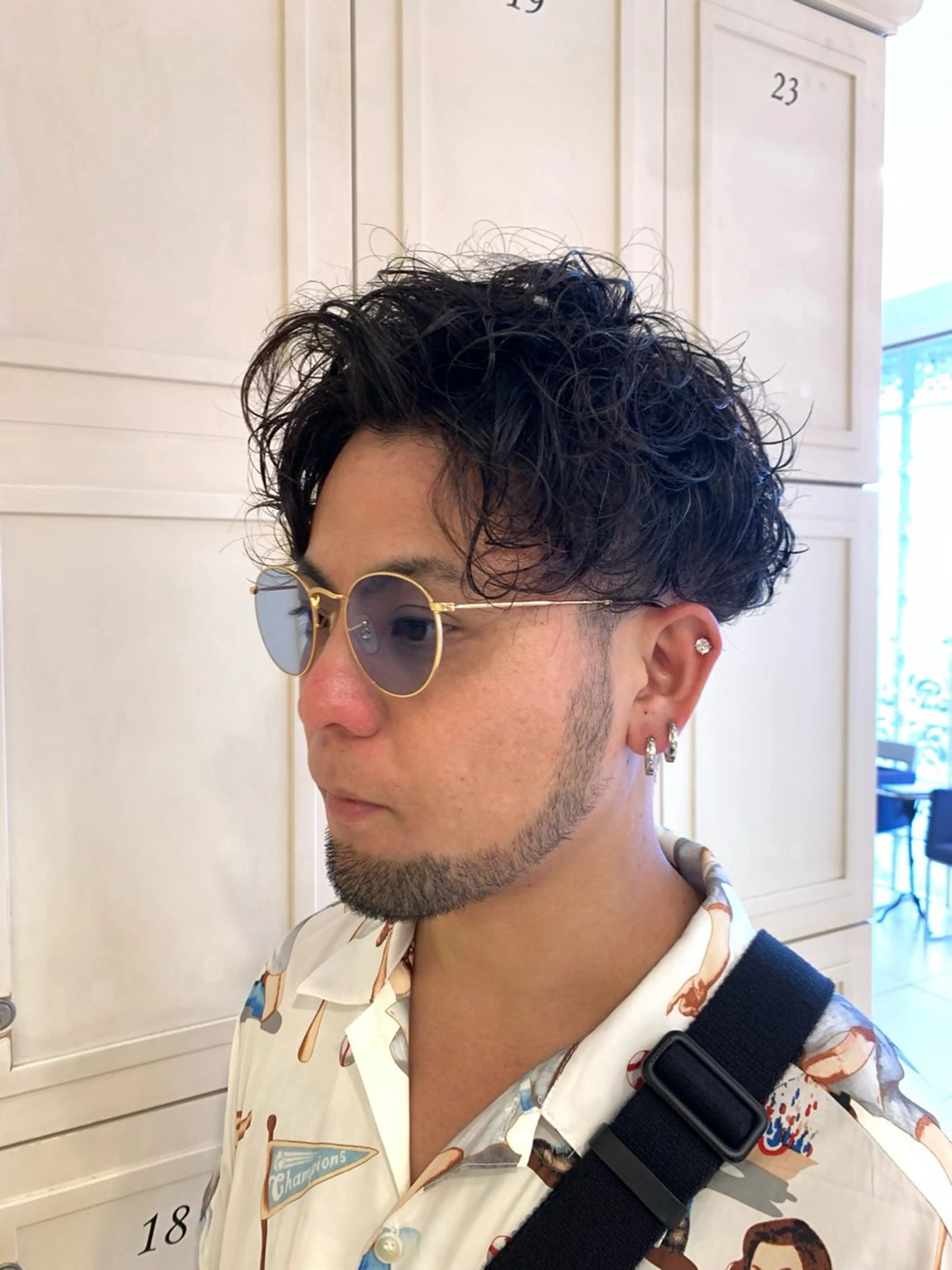 ショート パーマ メンズ カット パーマ 仲地 大地のヘアスタイル