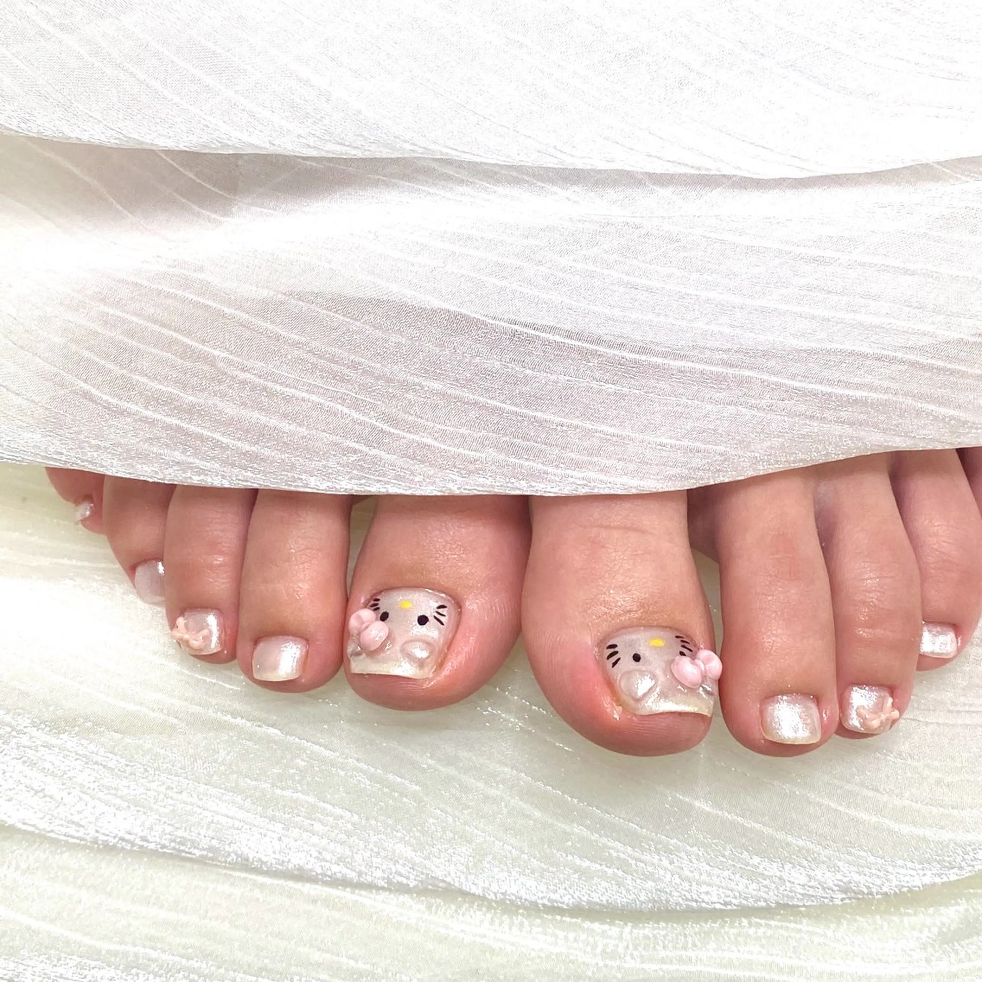 カラー フットネイル MoMo_Nail 🎀✨のネイルデザイン