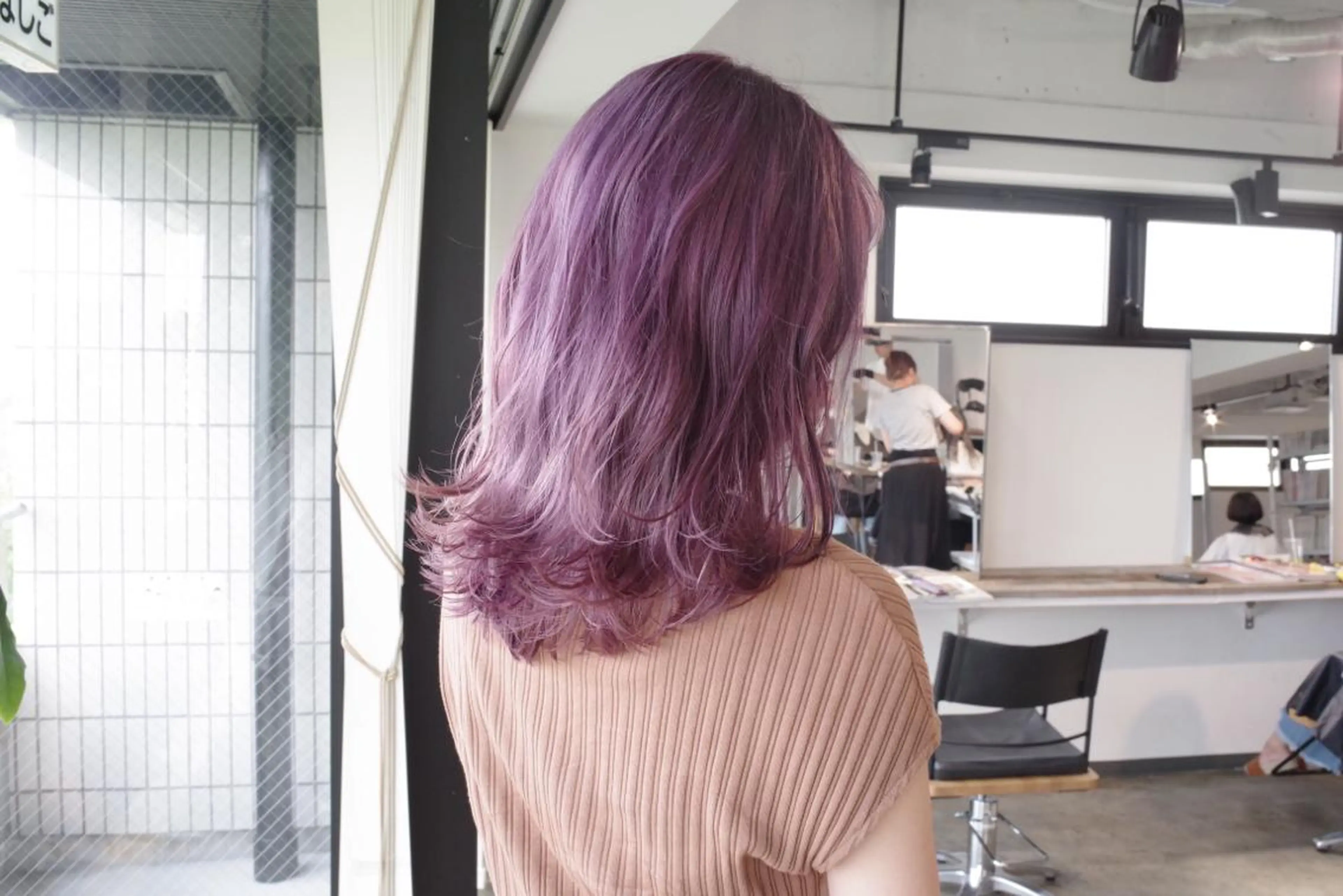 セミロング カラー etore 矢場町 南沙希のヘアスタイル