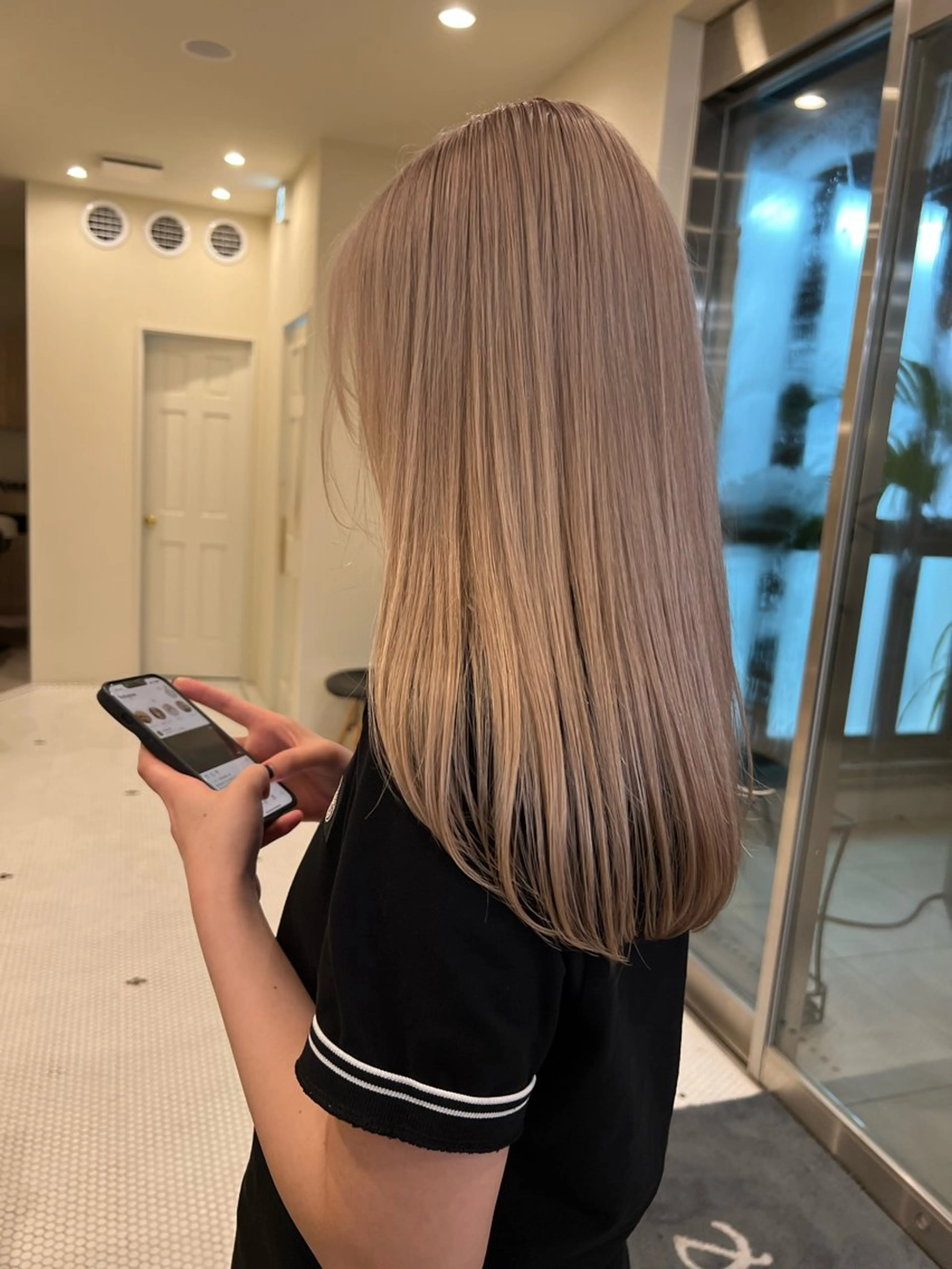 ロング カラー メンズ メンズブリーチ メンズハイトーン ブリーチ ハイトーンカラー カット ヘアカラー トリートメント 抜きっぱなしブロンド /ハイトーン/カナタのヘアスタイル